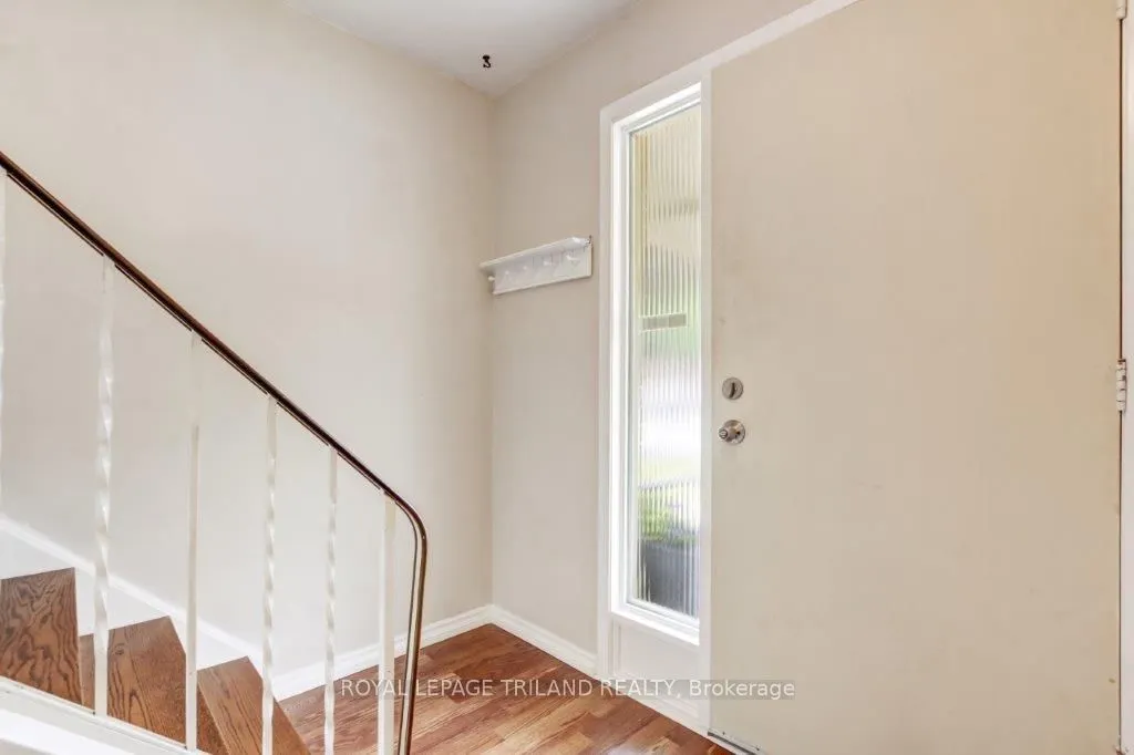23 Dyer Street