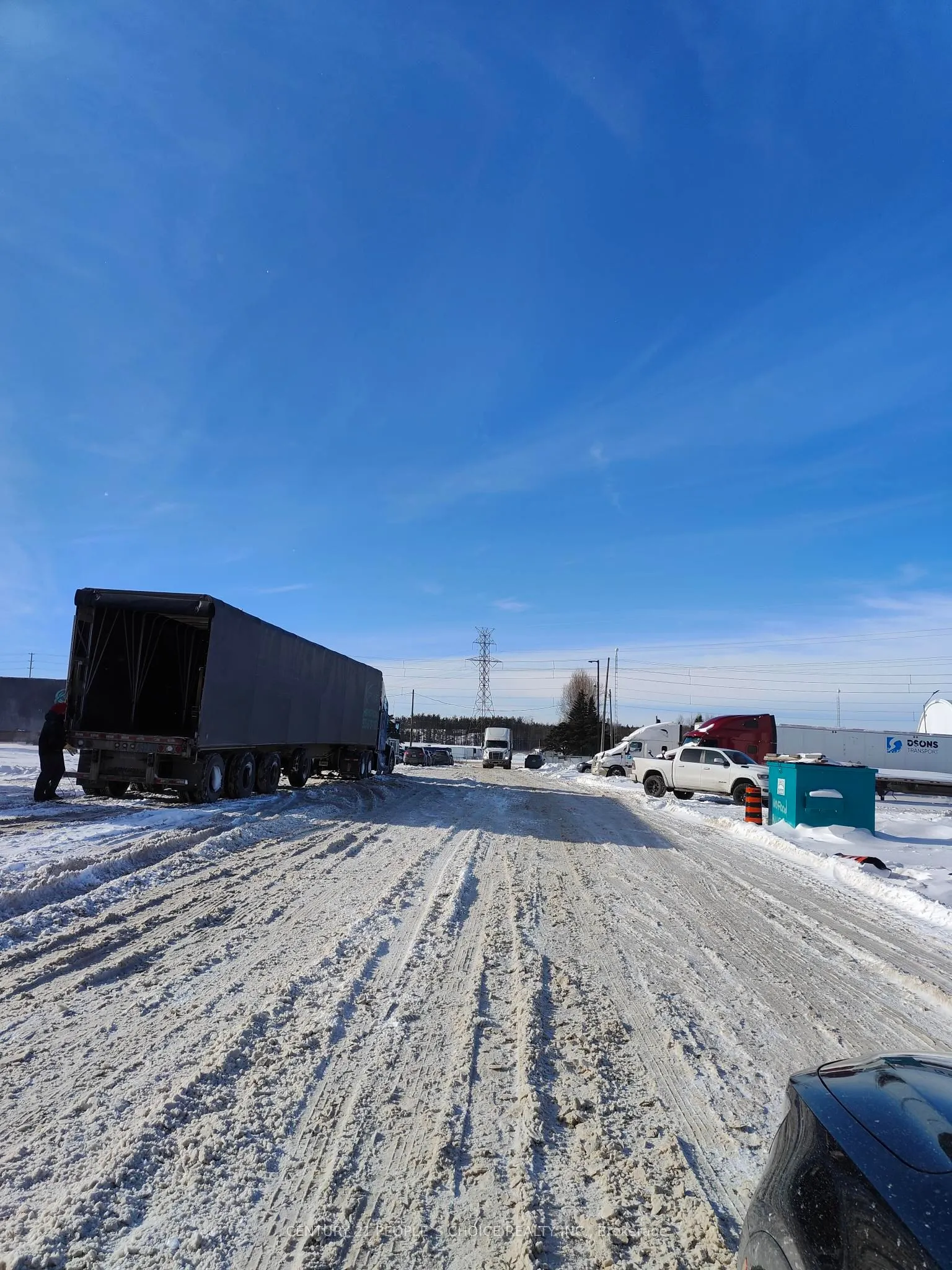 473033 11 County Road