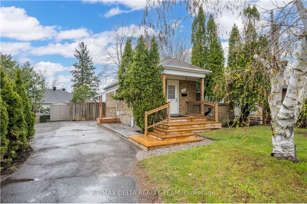 16 Seguin Street S