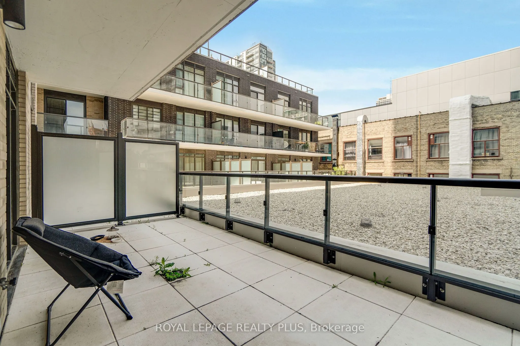 55 Duke Street W, #233