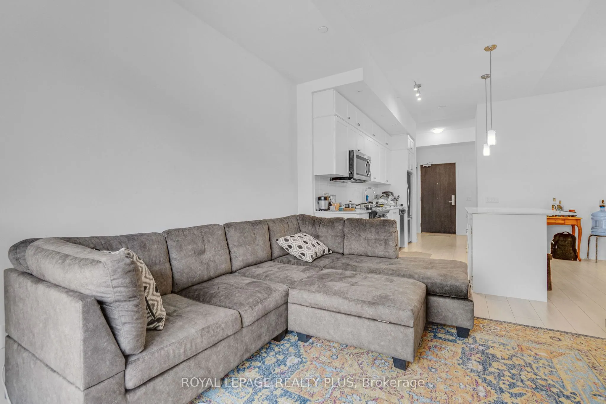 55 Duke Street W, #233