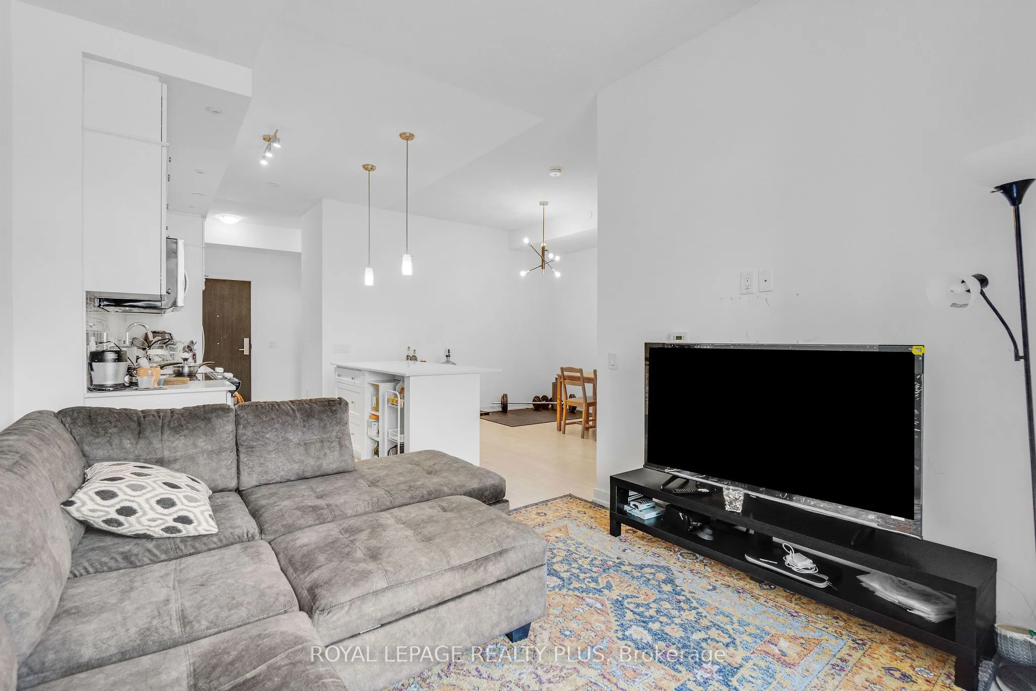55 Duke Street W, #233