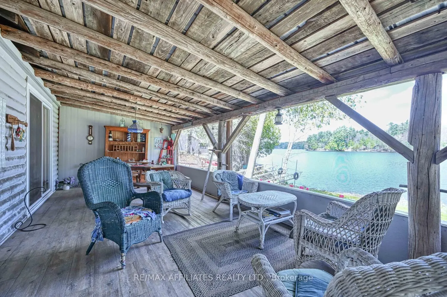 730 Dunc's Point Road