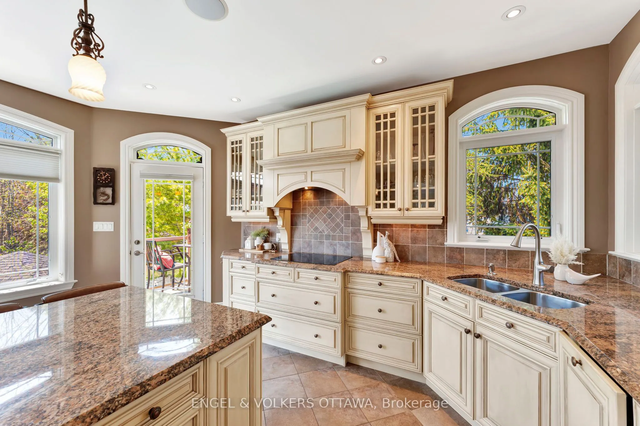 2 Beechgrove Gardens