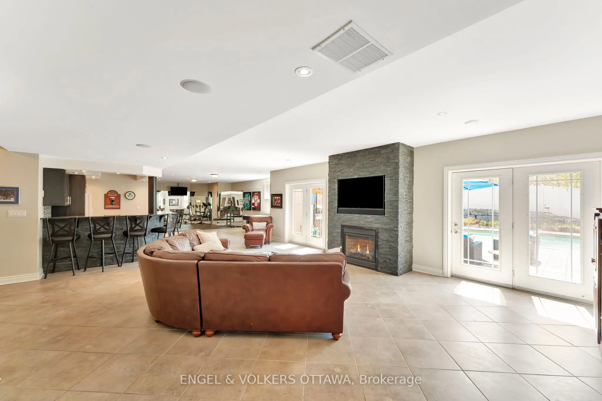 2 Beechgrove Gardens