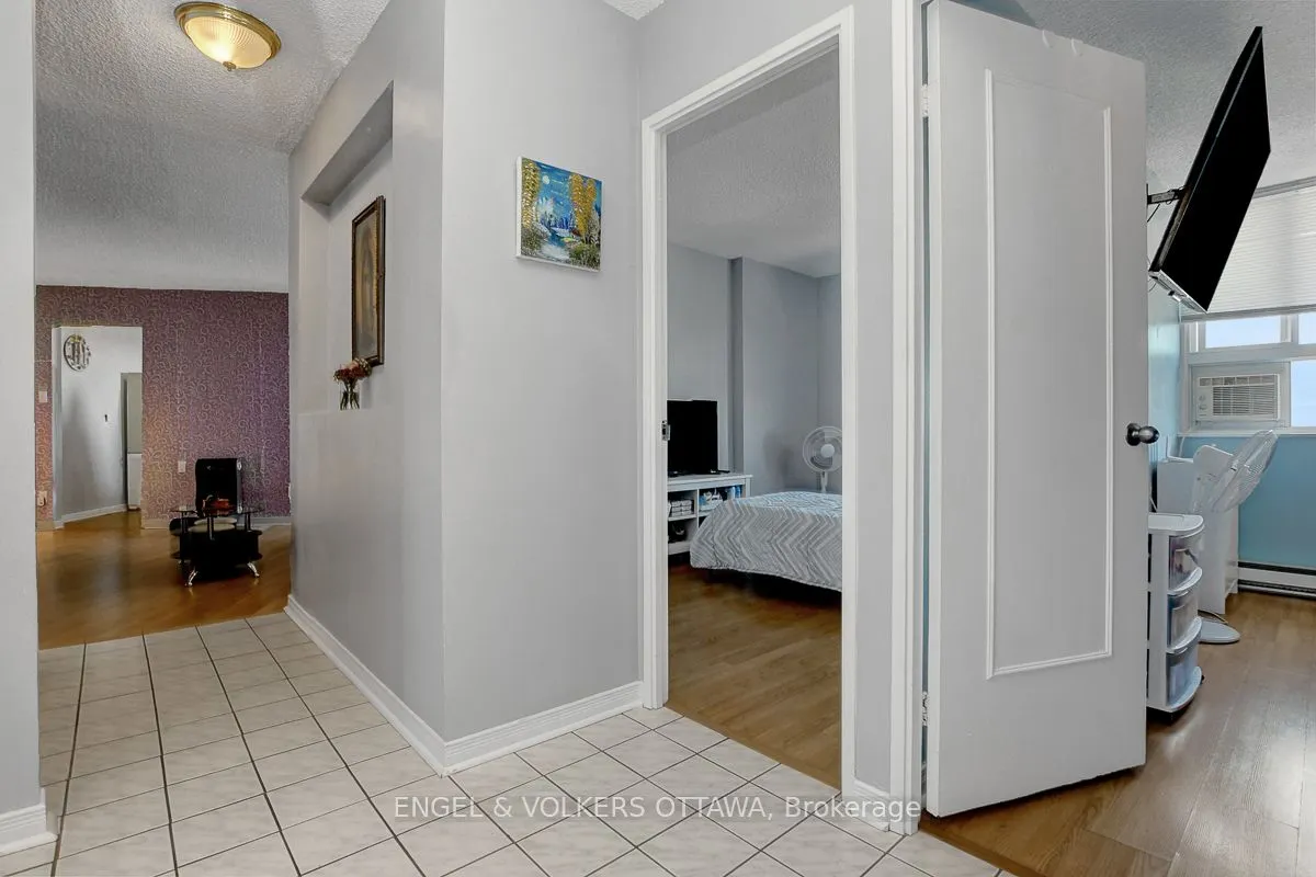 2000 Jasmine Crescent, #1506