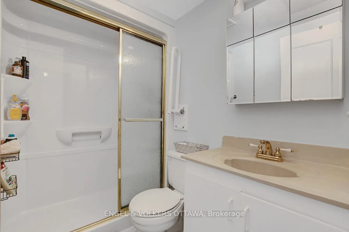 2000 Jasmine Crescent, #1506