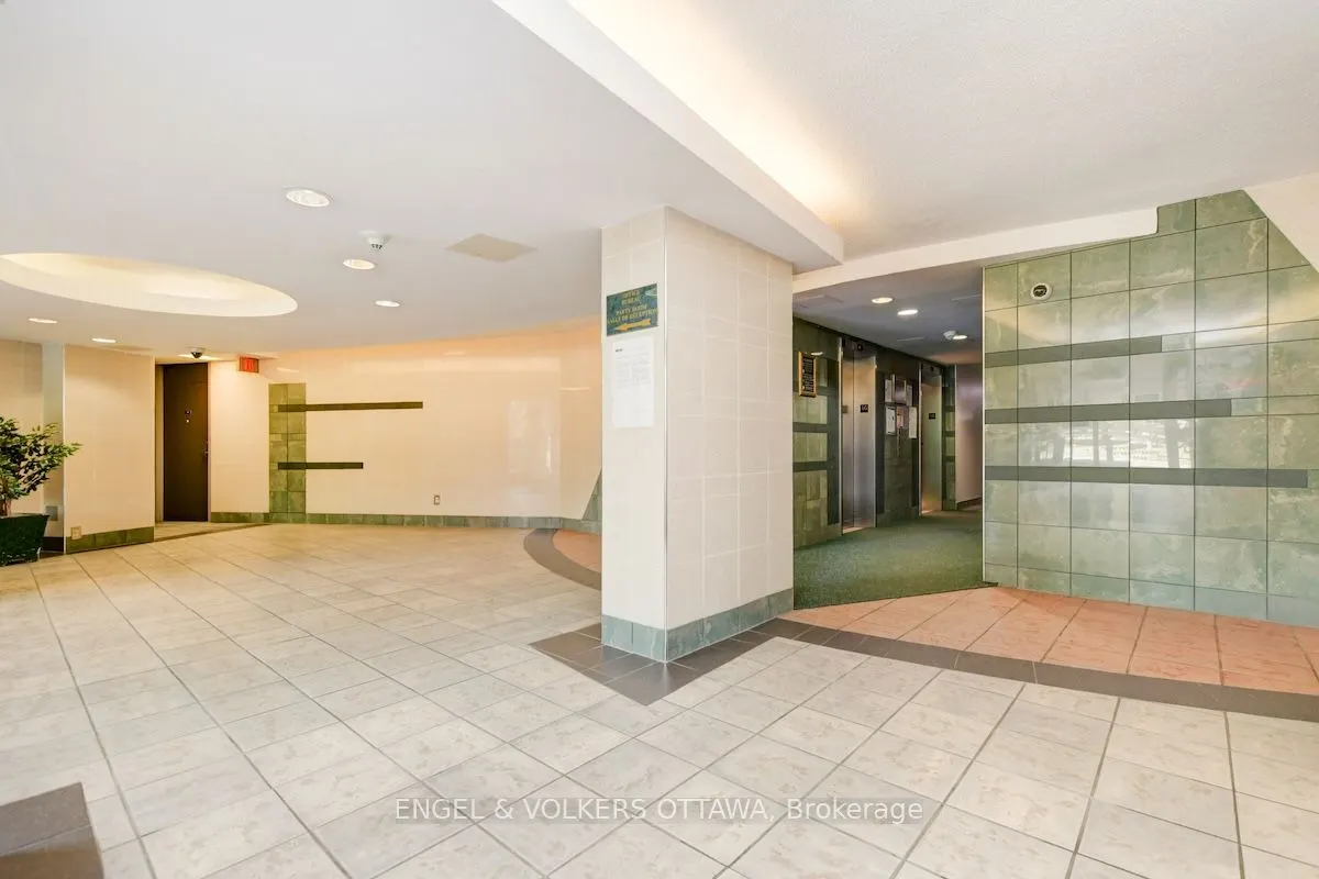 2000 Jasmine Crescent, #1506