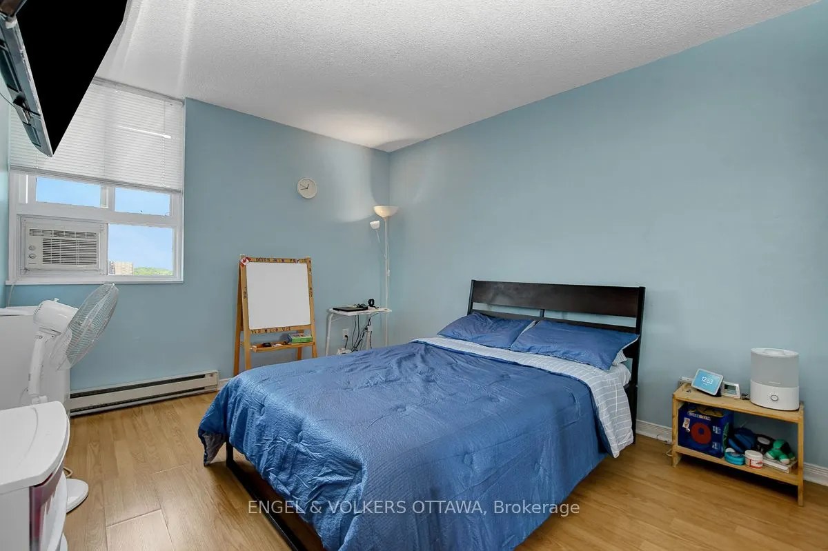 2000 Jasmine Crescent, #1506