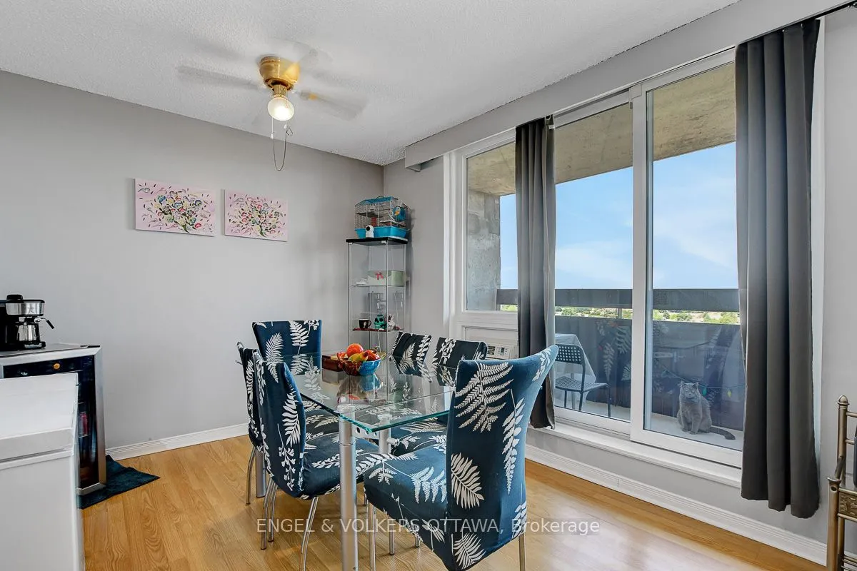 2000 Jasmine Crescent, #1506