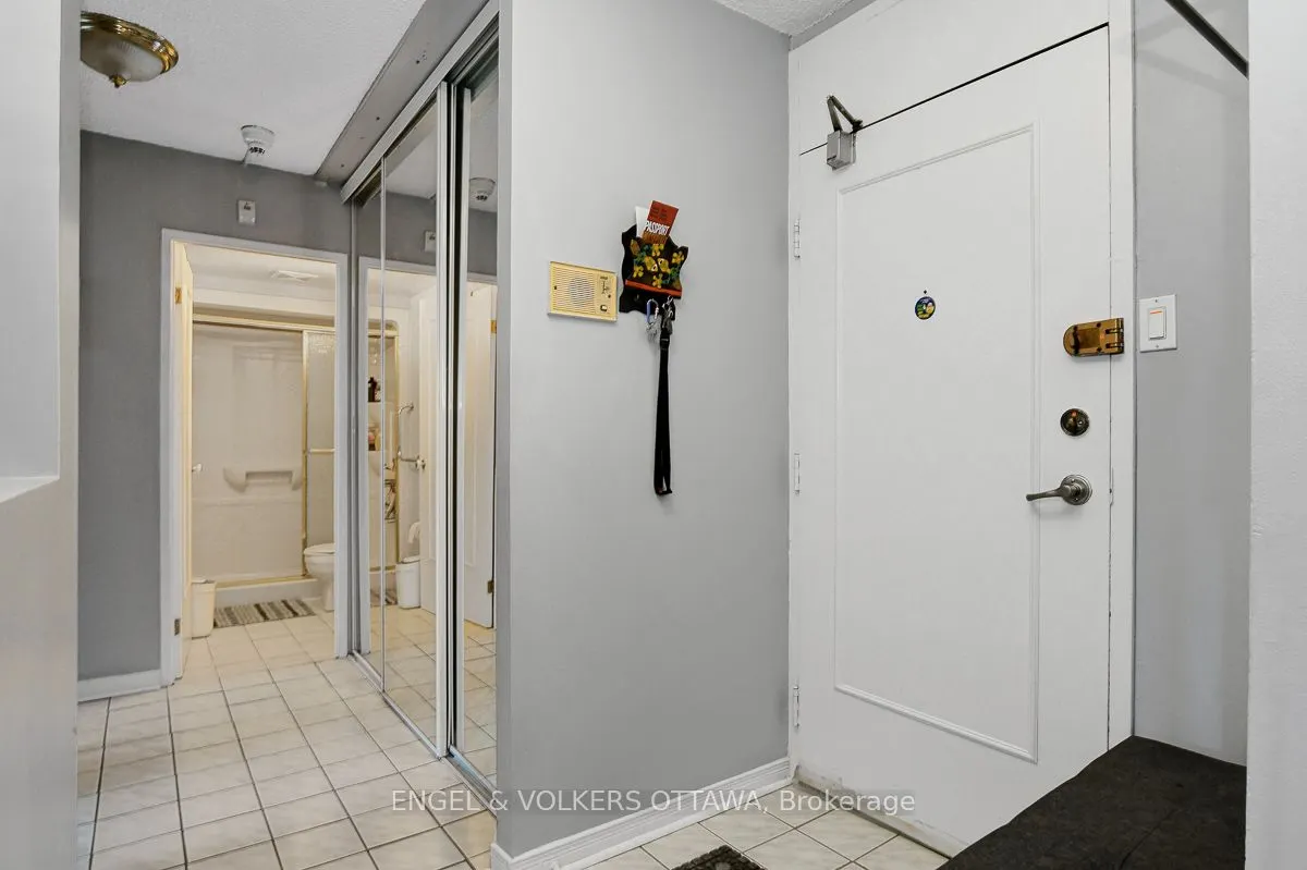 2000 Jasmine Crescent, #1506