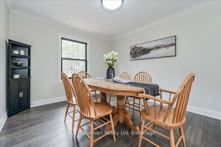 6878 Wellington Rd 16 Road