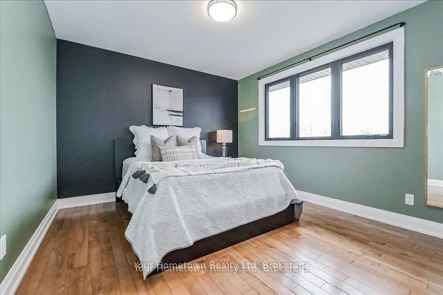 6878 Wellington Rd 16 Road