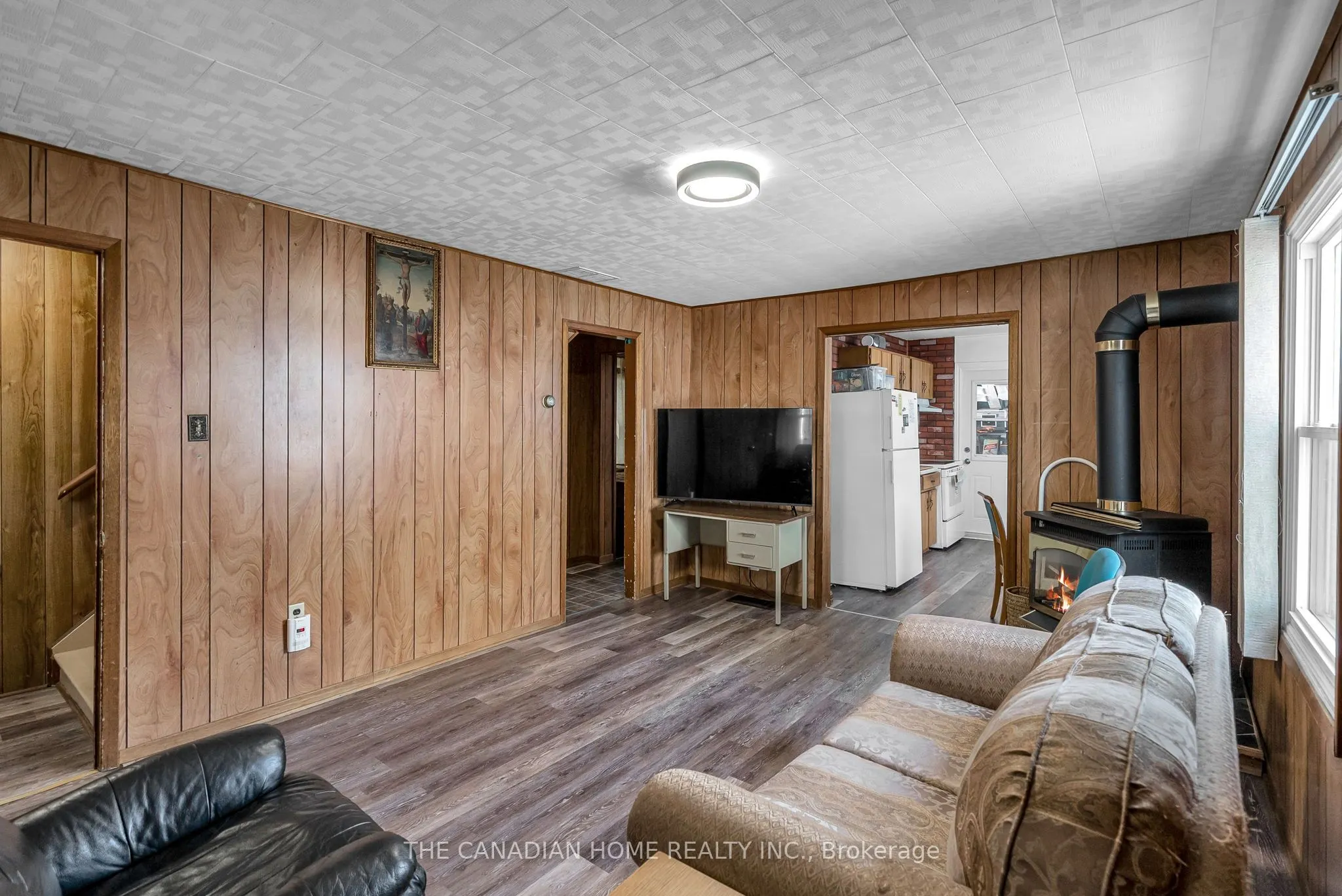 78 VIMY Avenue