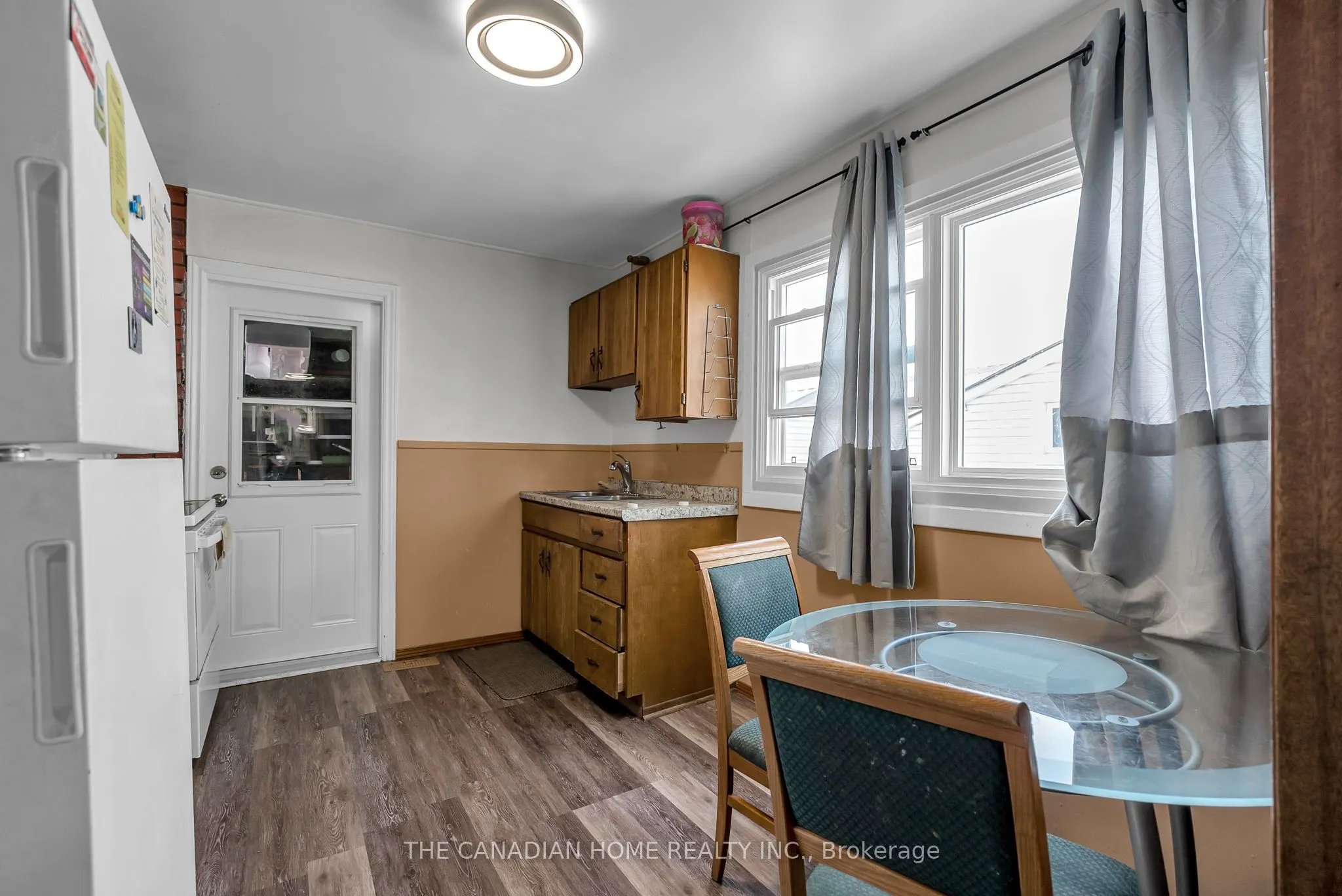 78 VIMY Avenue