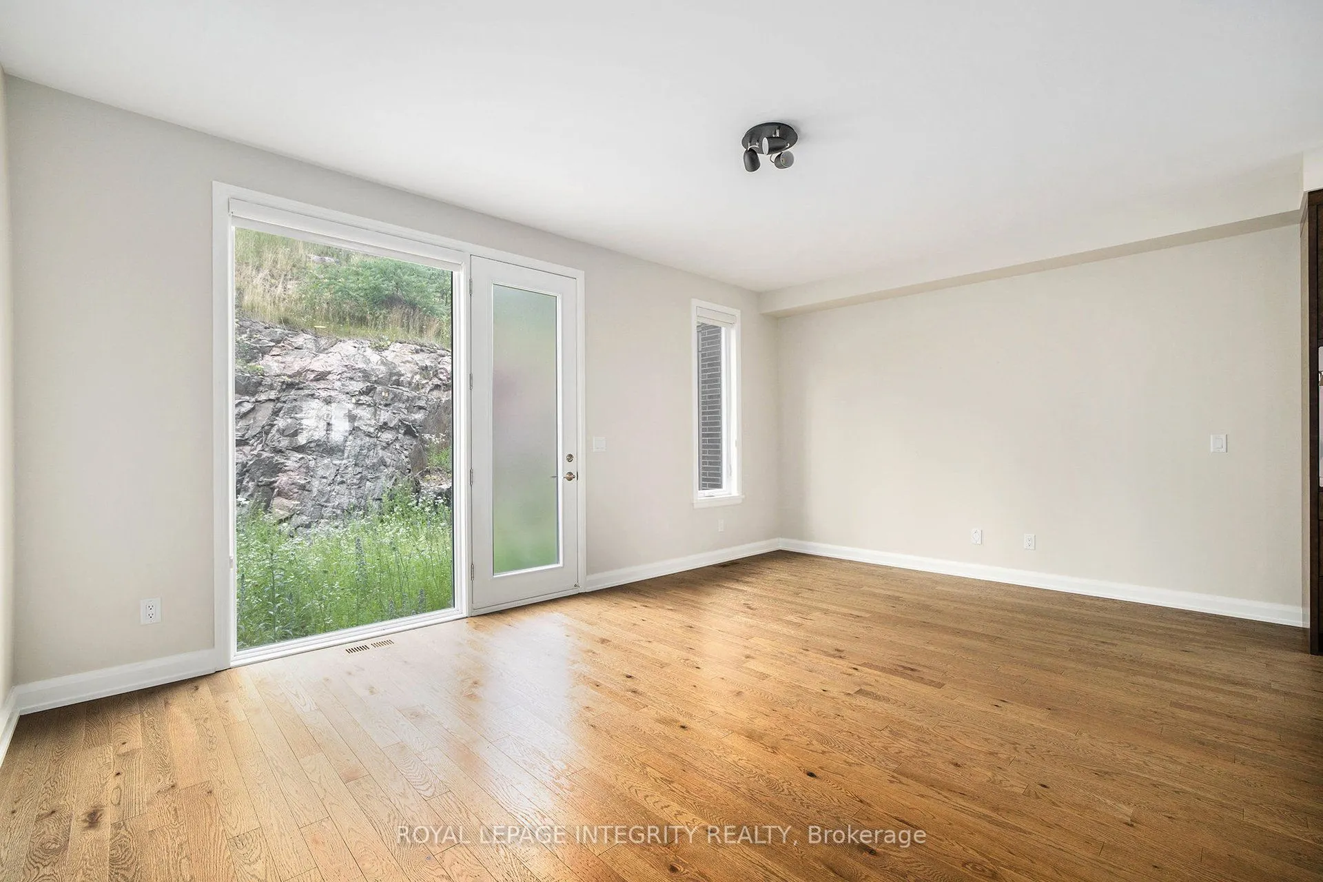 169 Boundstone Way