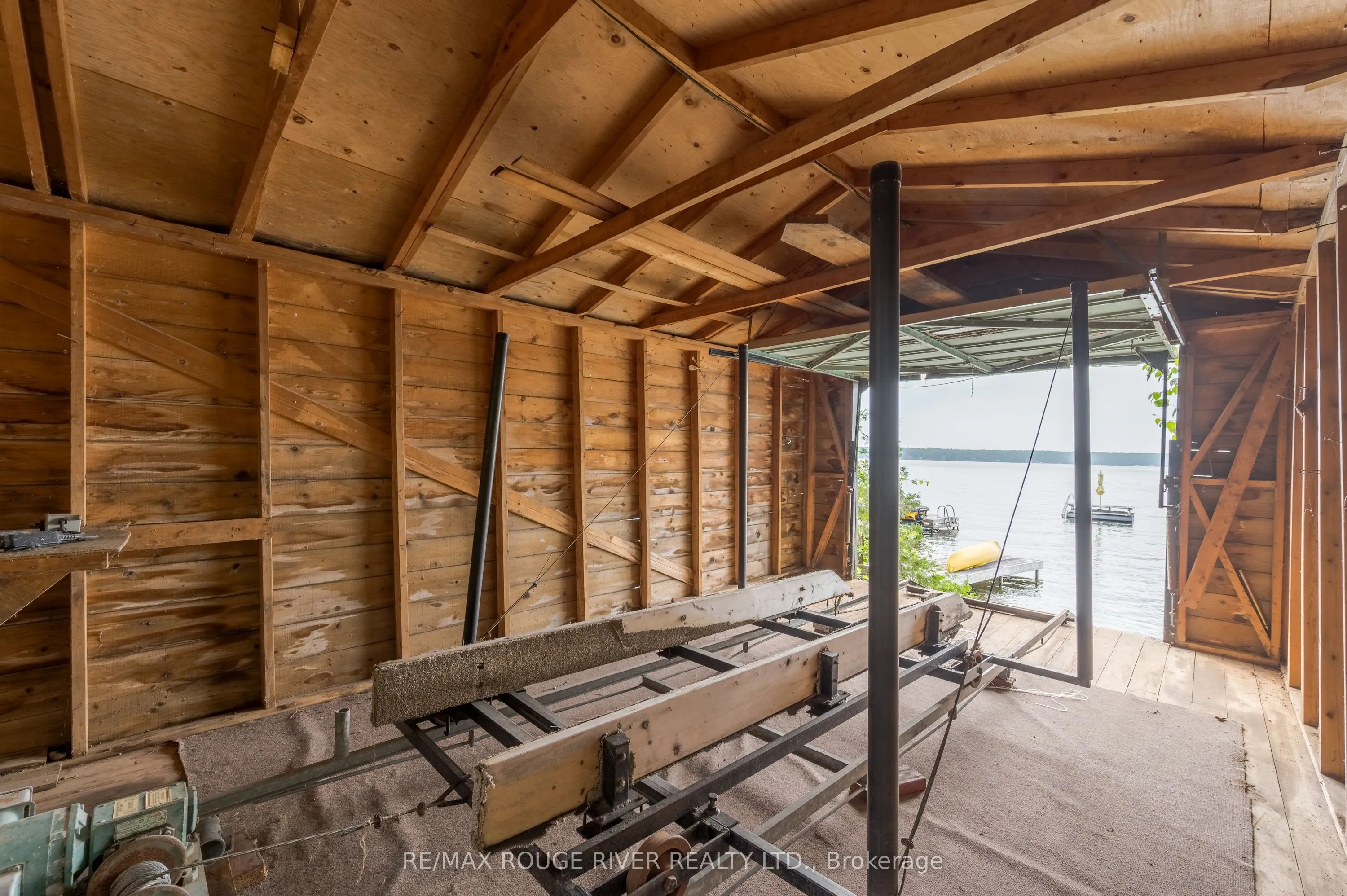 1280 Birchview Road