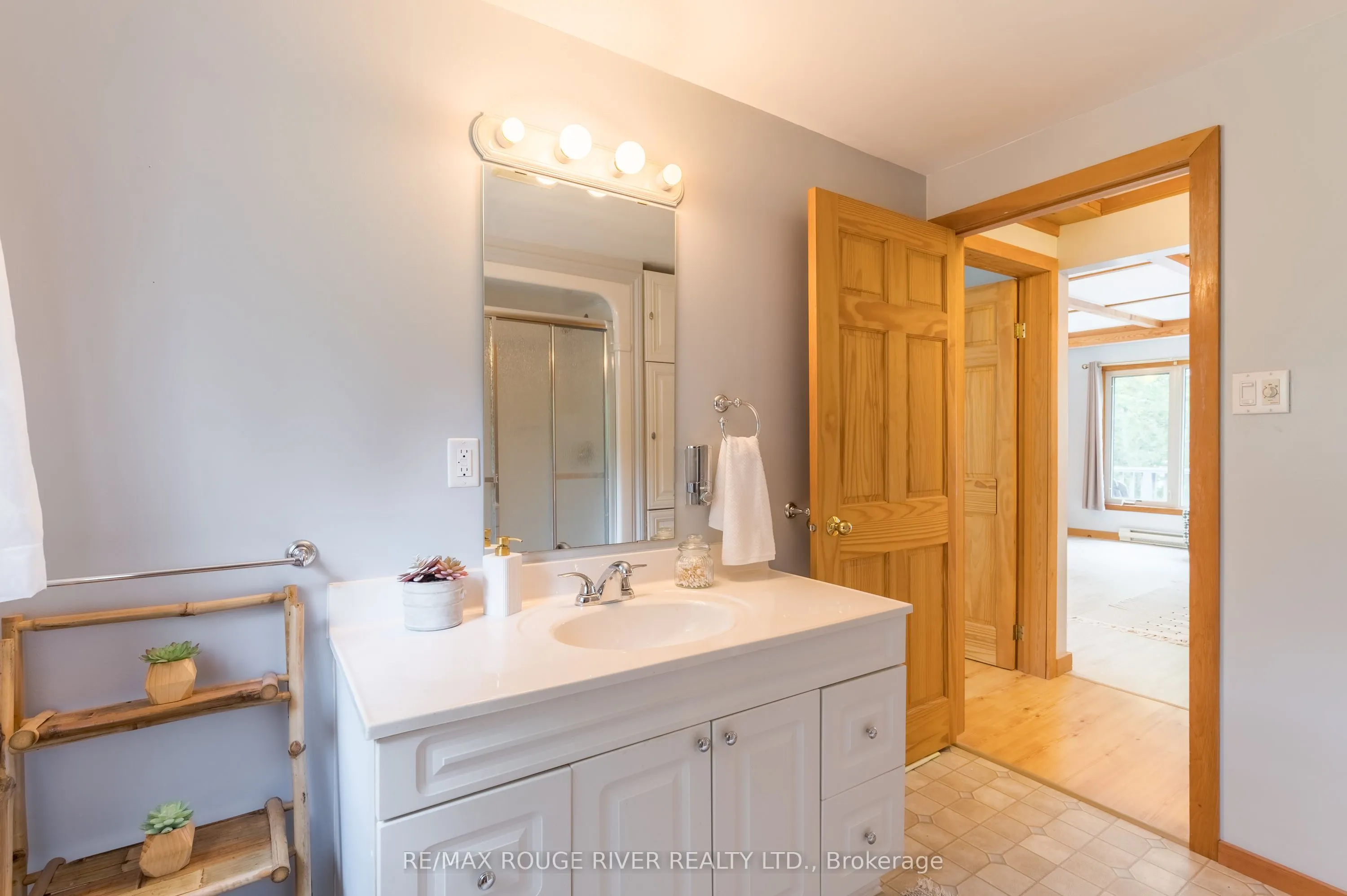 1280 Birchview Road