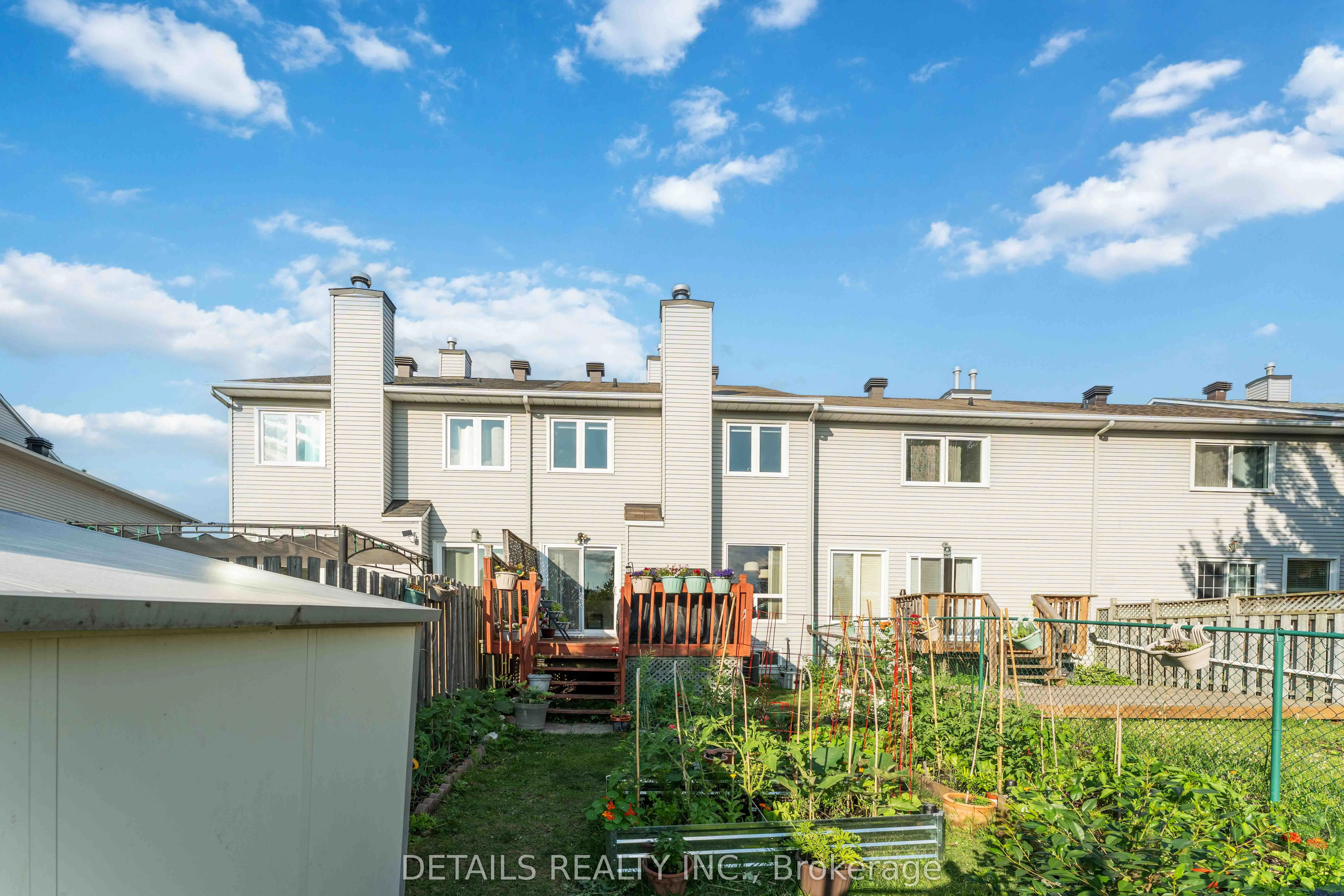 1537 Briarfield Crescent