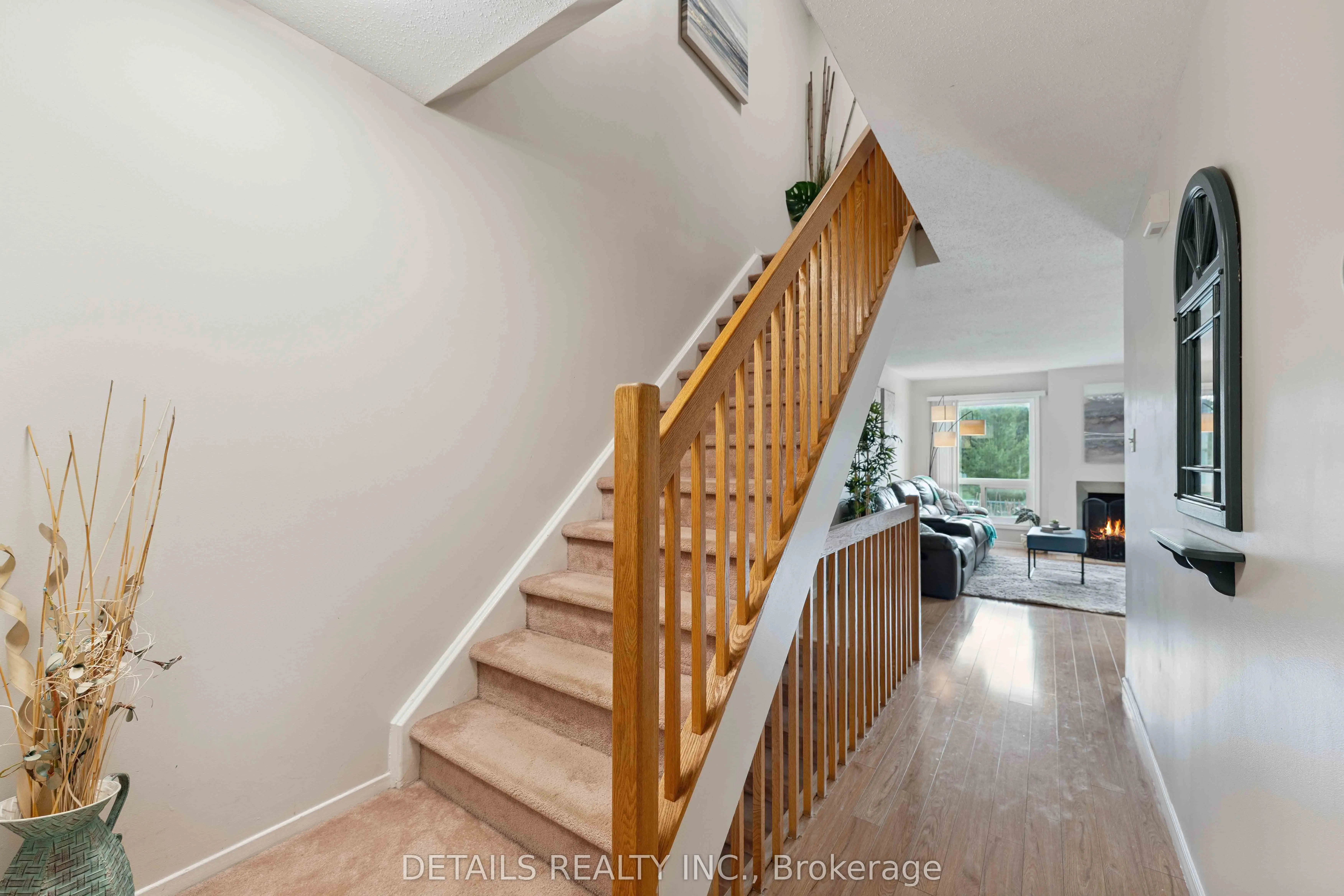 1537 Briarfield Crescent