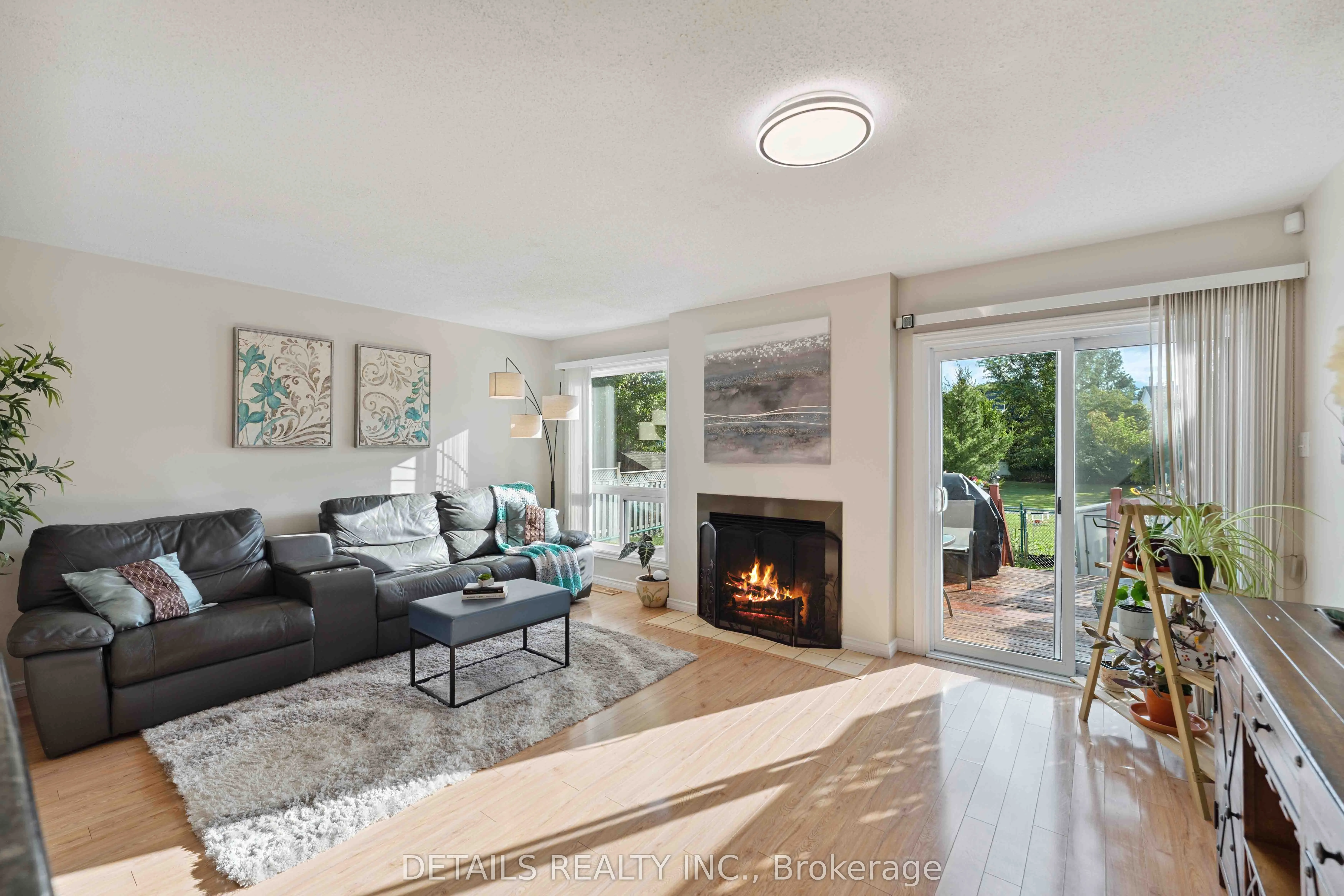 1537 Briarfield Crescent