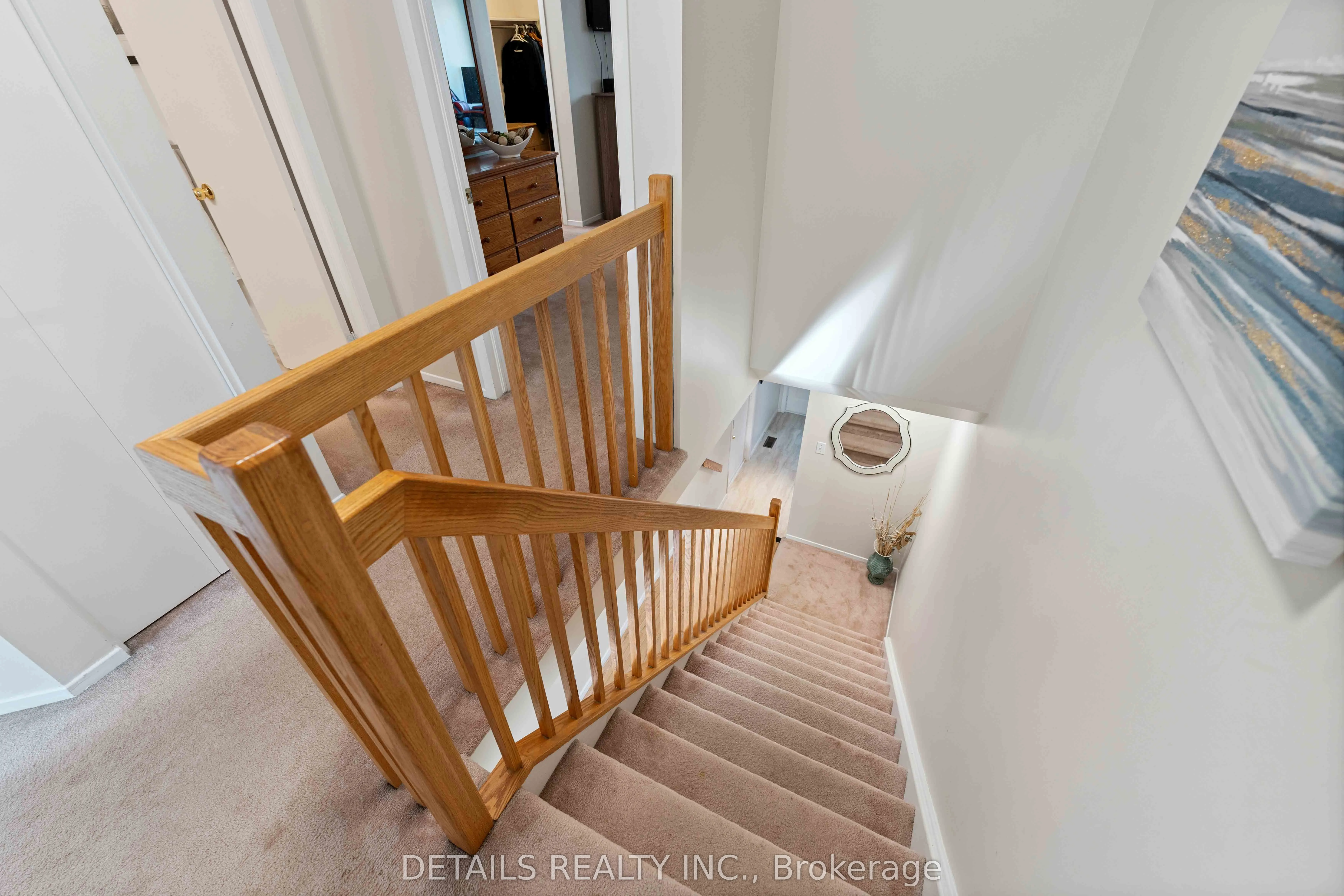 1537 Briarfield Crescent