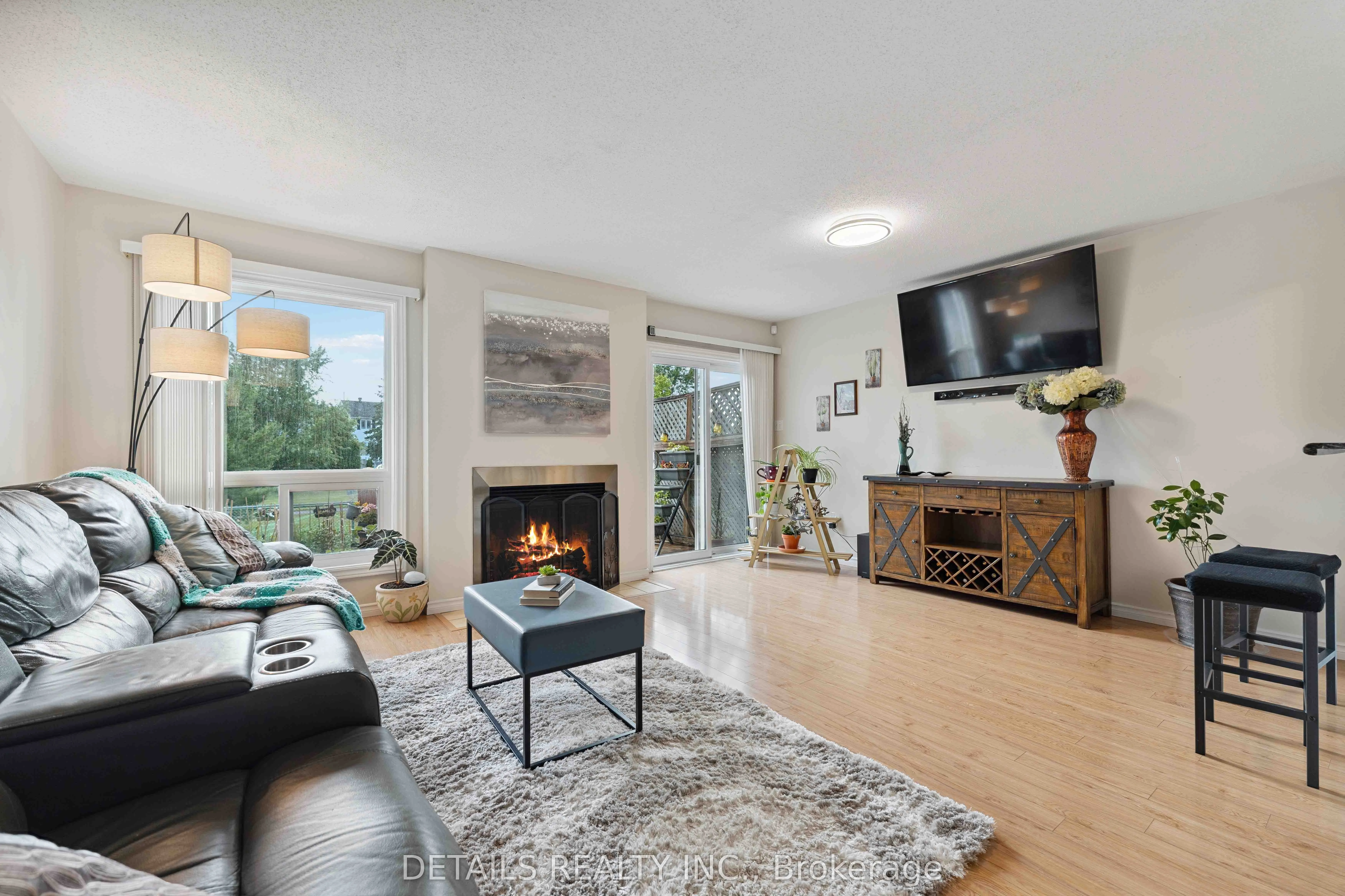 1537 Briarfield Crescent