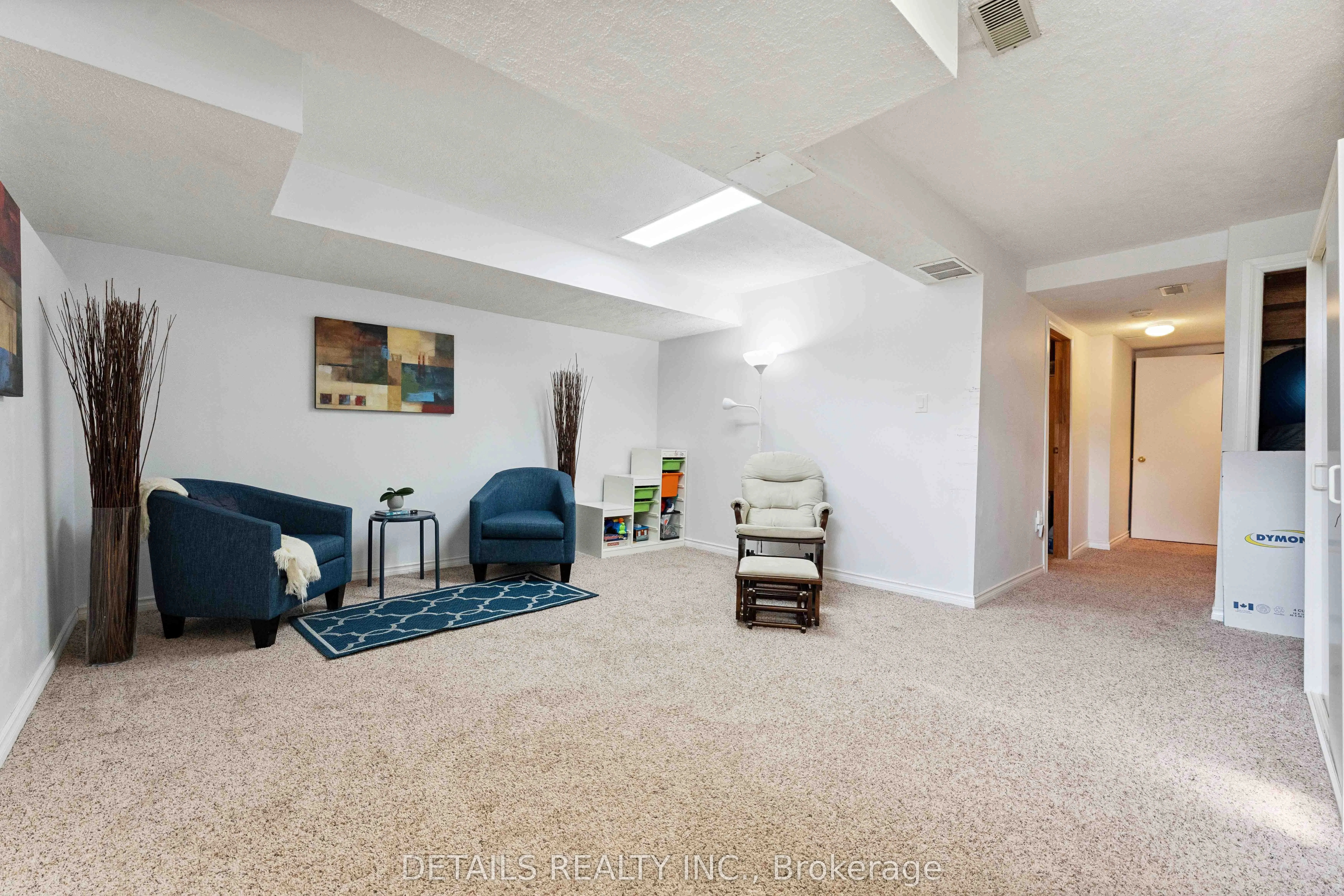 1537 Briarfield Crescent