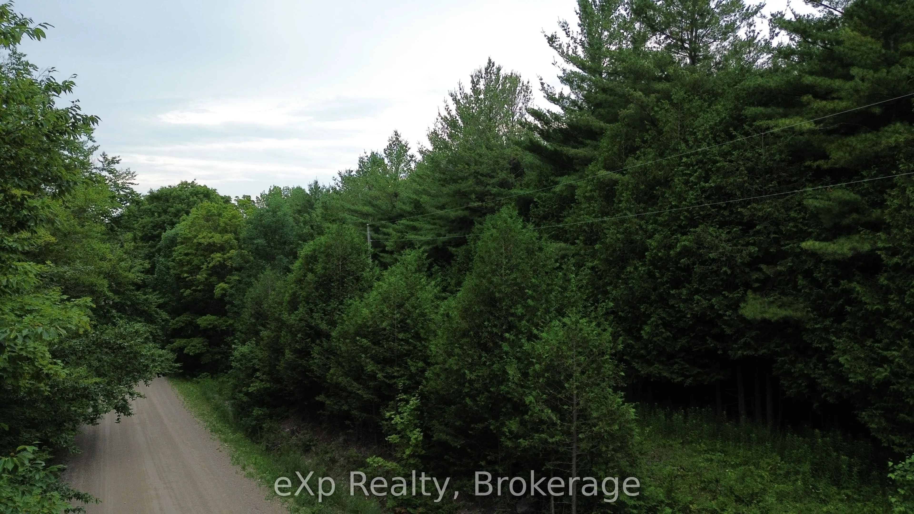 720227 SIDEROAD 20 Side Road