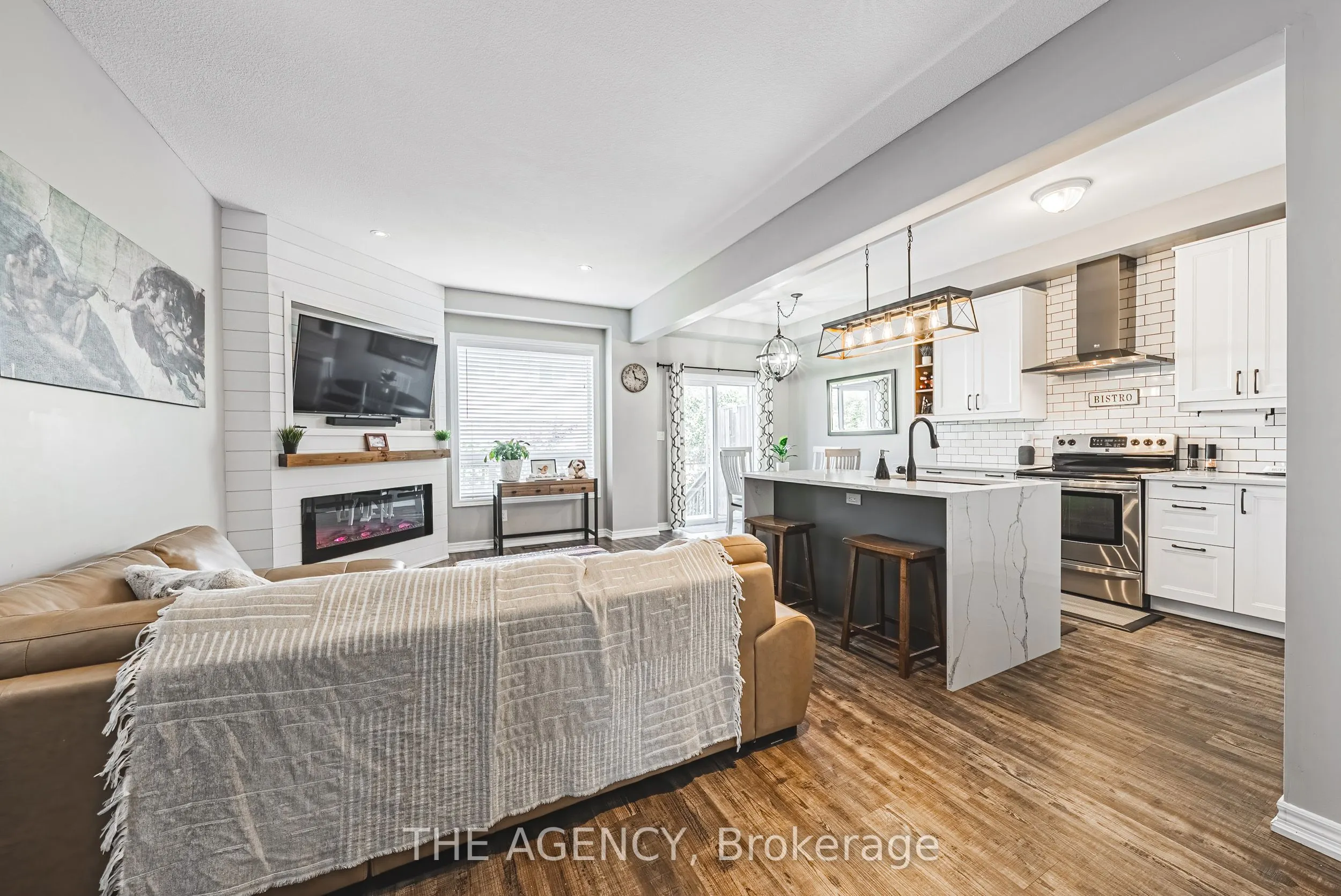 170 Palacebeach Trail, #14