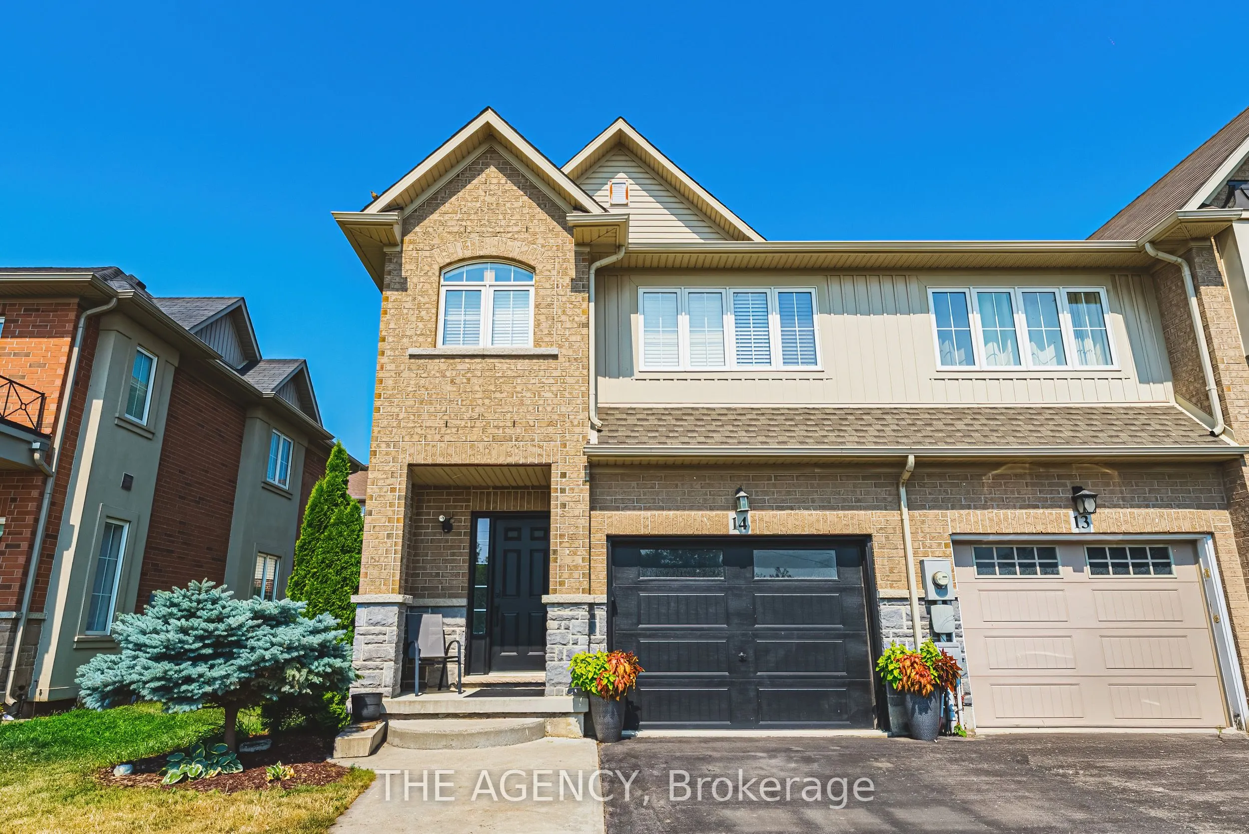 170 Palacebeach Trail, #14