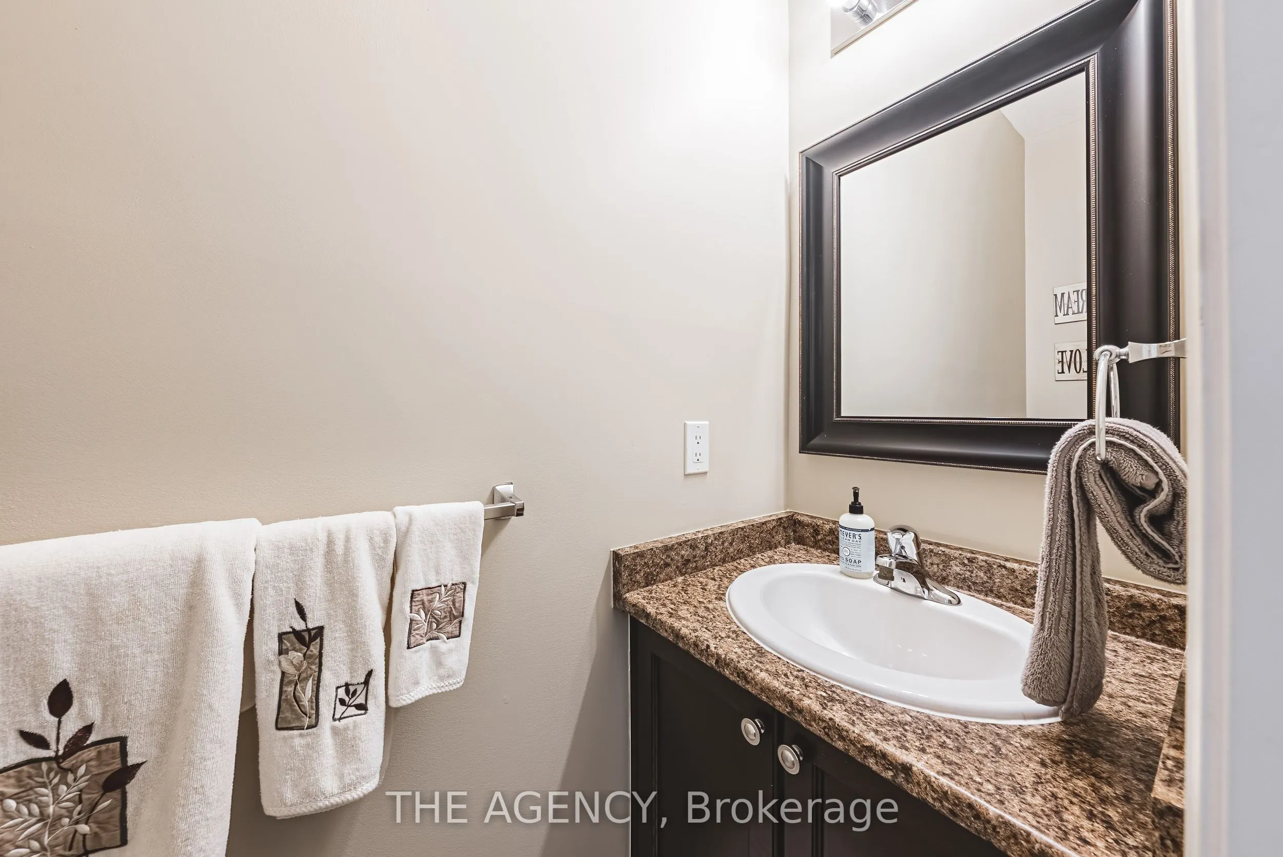 170 Palacebeach Trail, #14