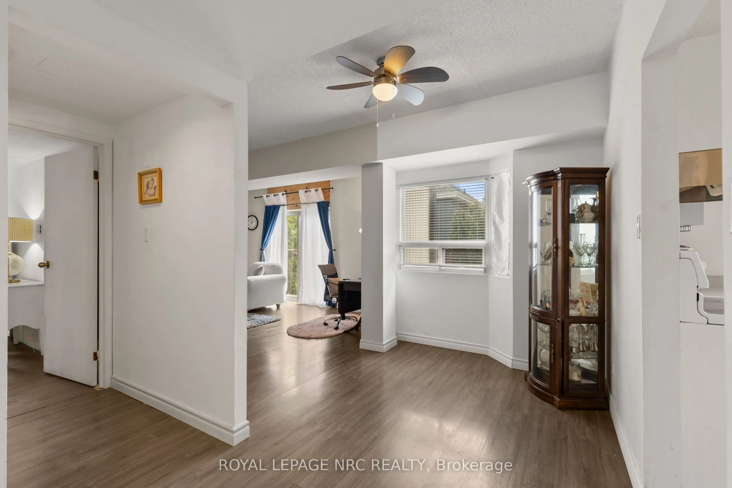 4872 Valley Way, #3
