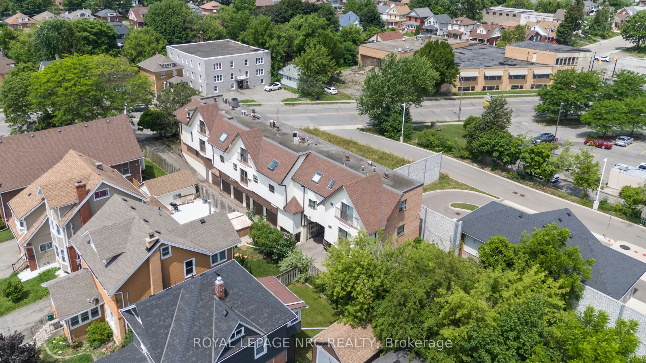 4872 Valley Way, #3