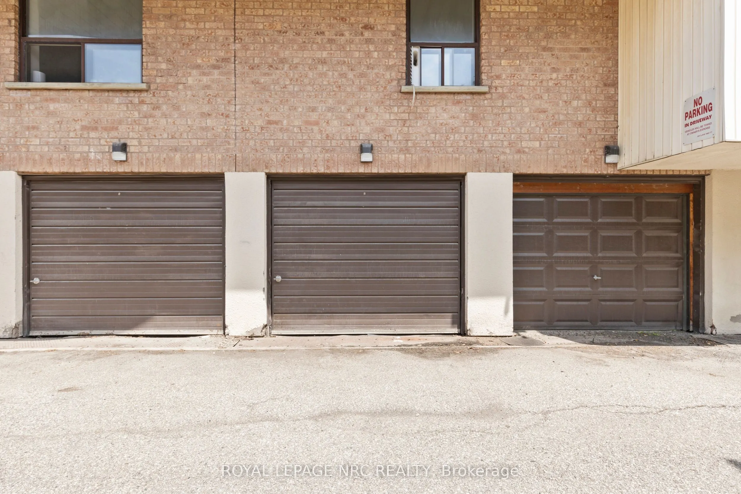 4872 Valley Way, #3