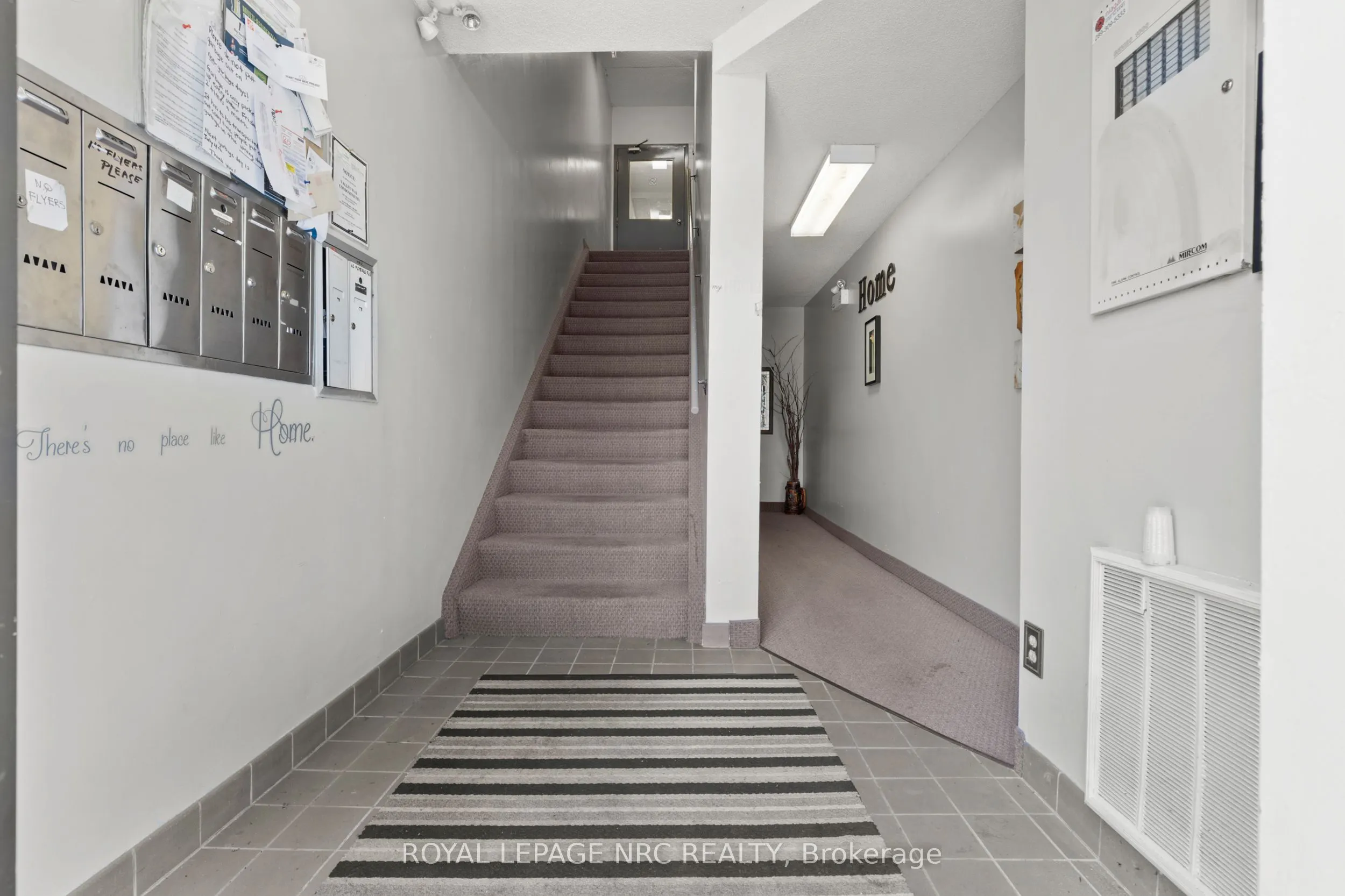 4872 Valley Way, #3