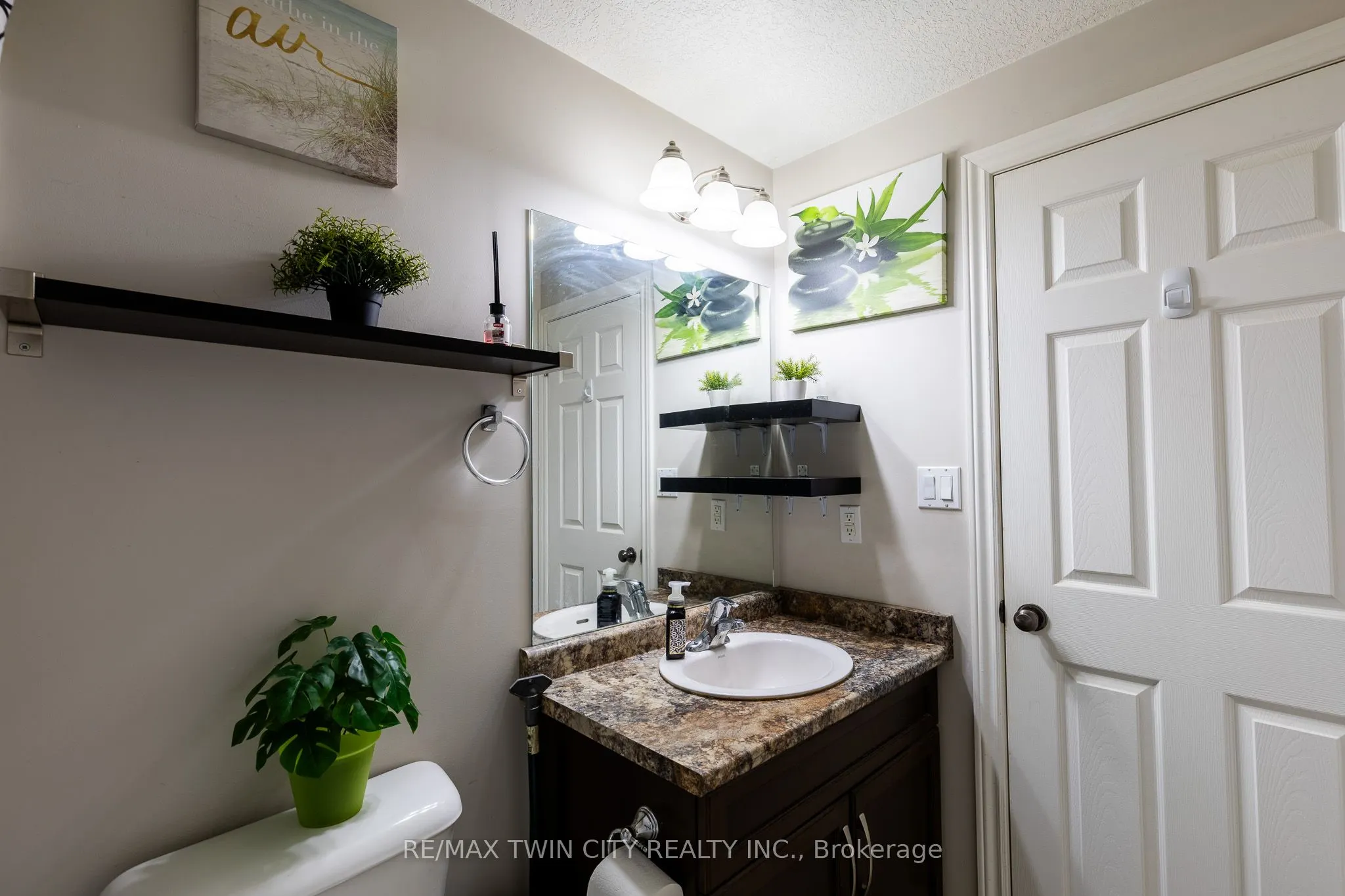 38 Howe Drive, #6B