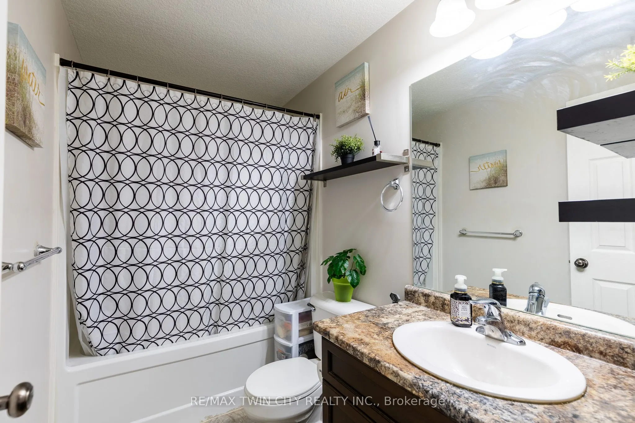 38 Howe Drive, #6B