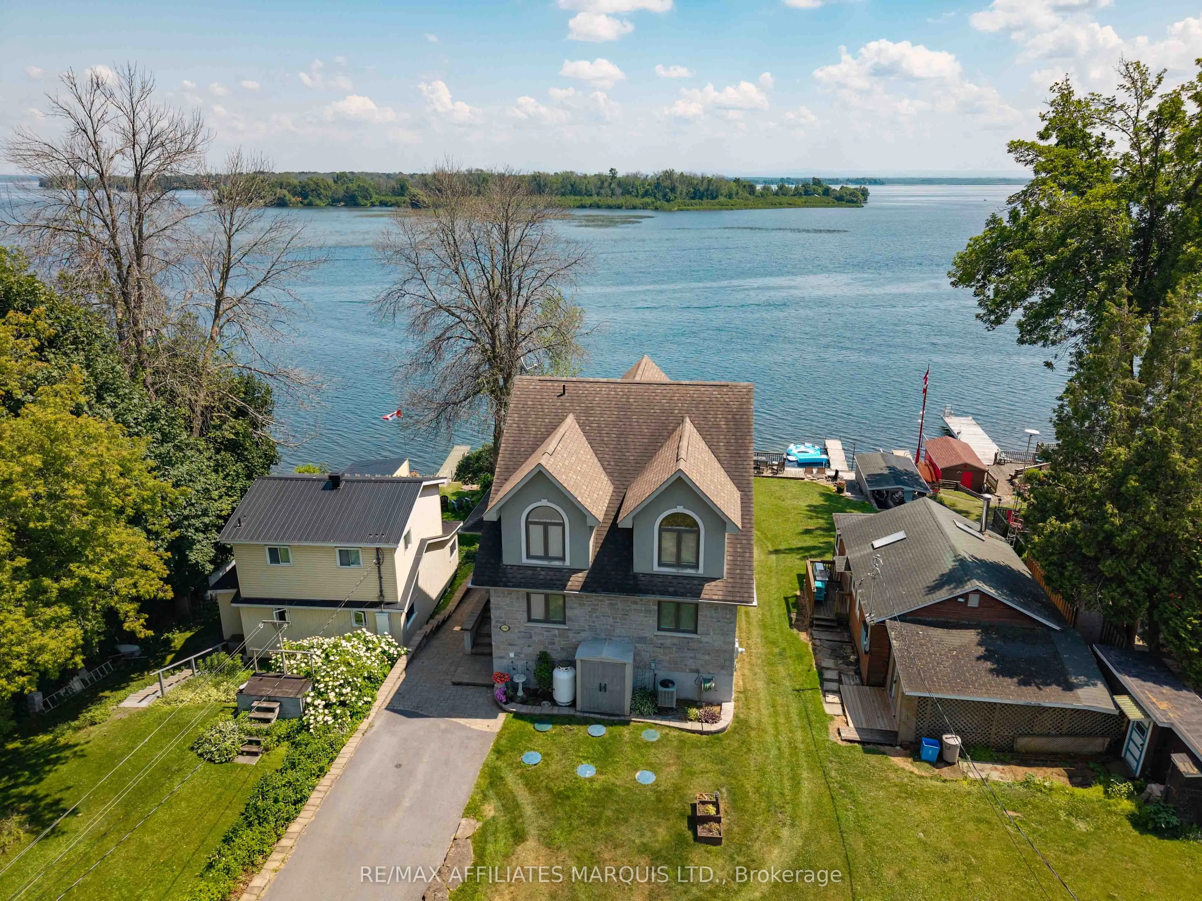 6796 St Louis Point Road