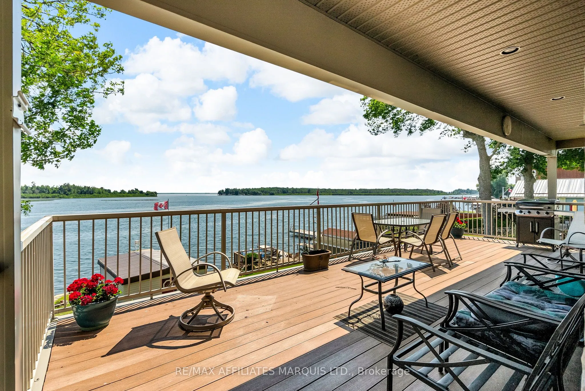 6796 St Louis Point Road