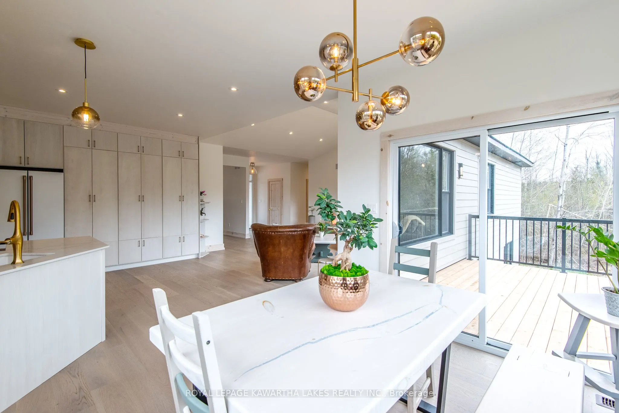 104 Moon Line Road N