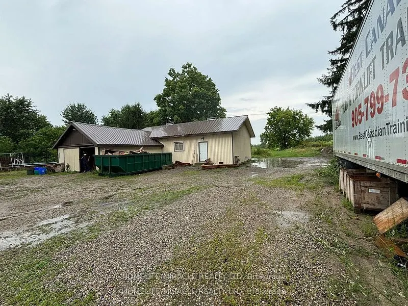 1047 Parkinson Road, #Shop