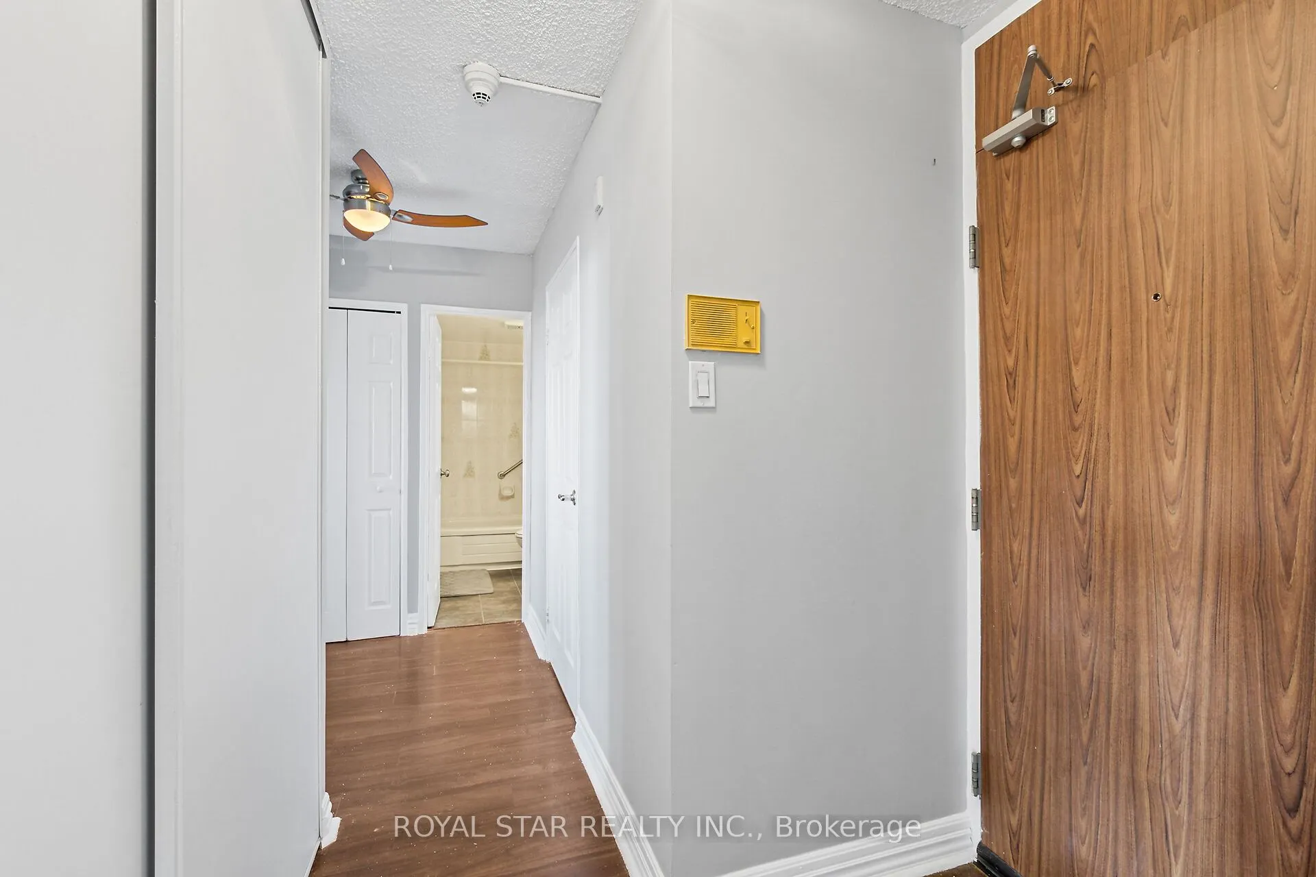 2020 Jasmine Crescent, #505
