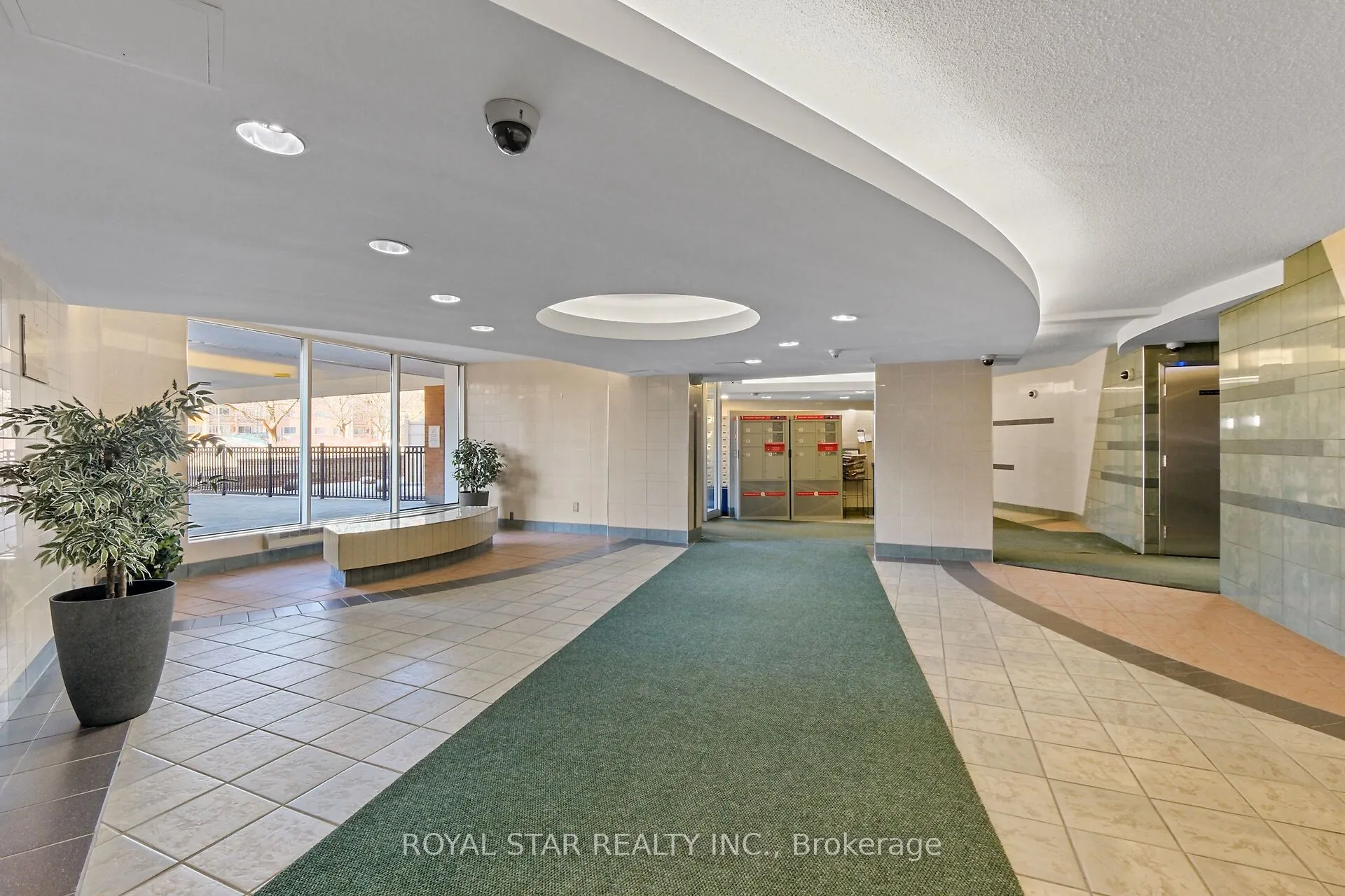2020 Jasmine Crescent, #505