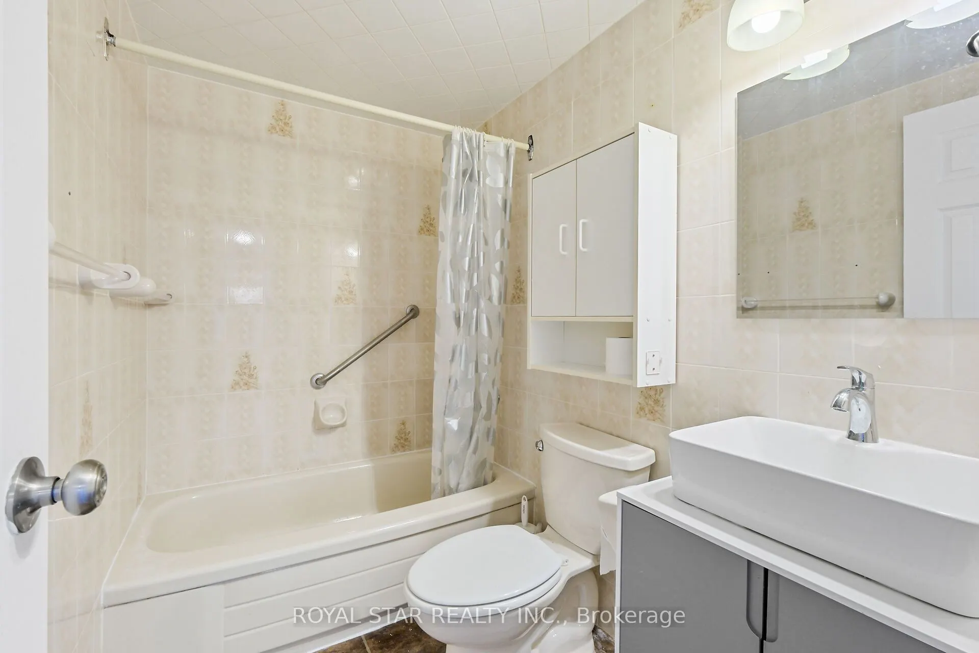 2020 Jasmine Crescent, #505
