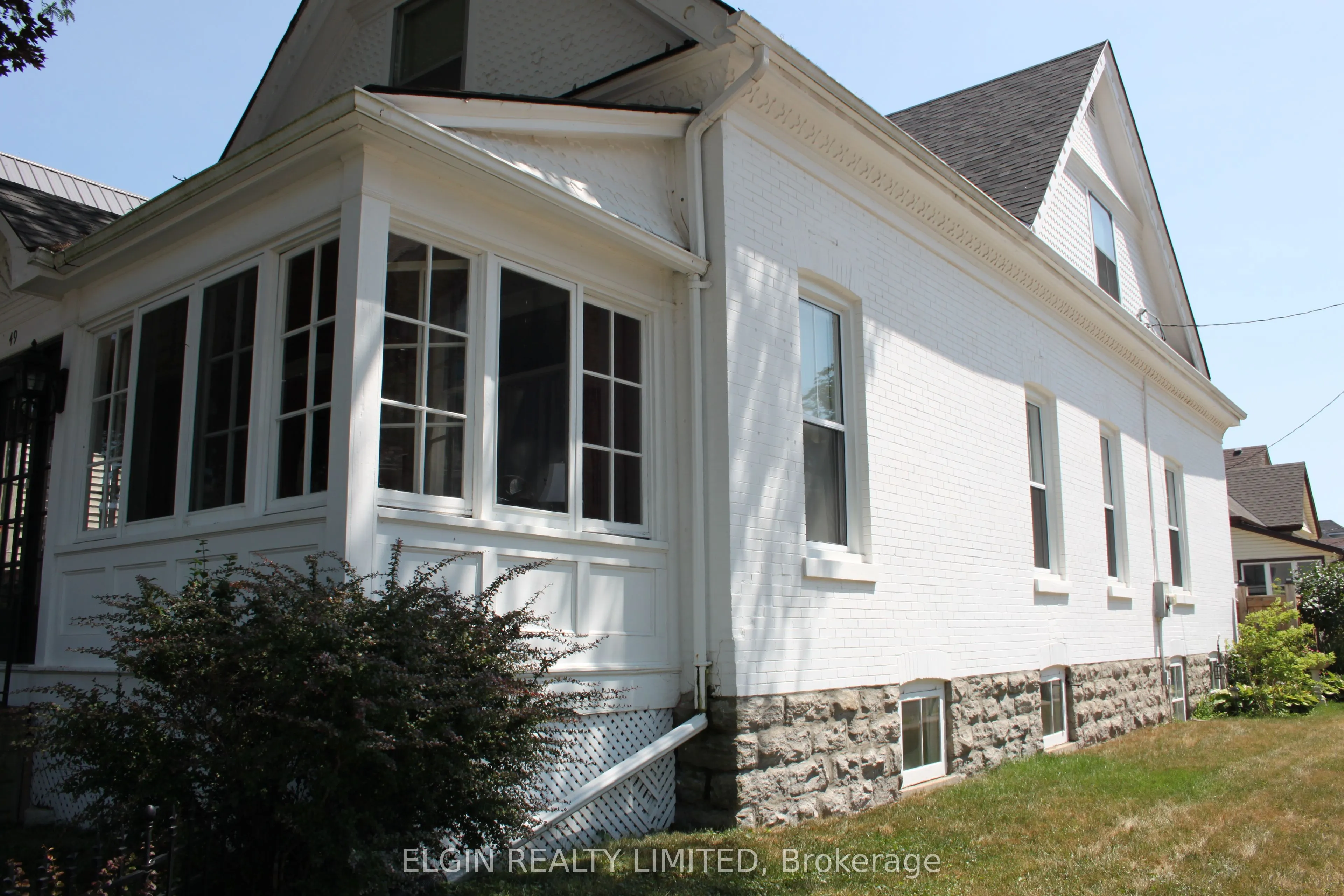 49 Hincks Street