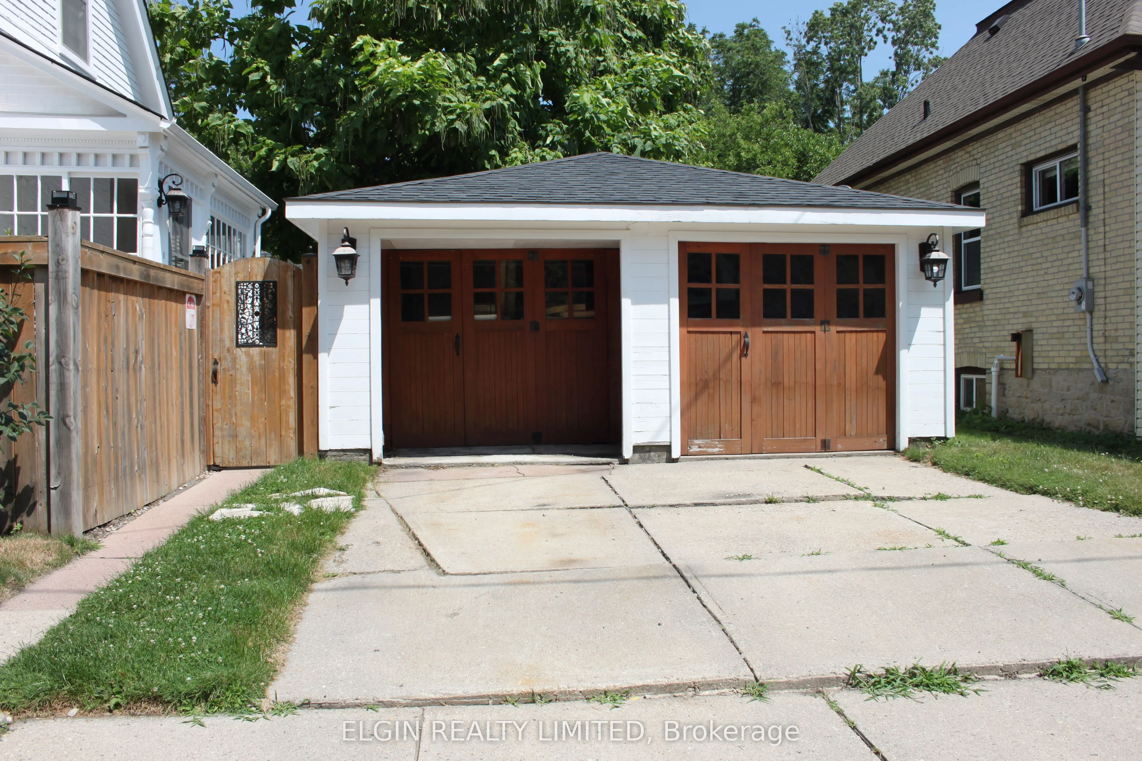 49 Hincks Street