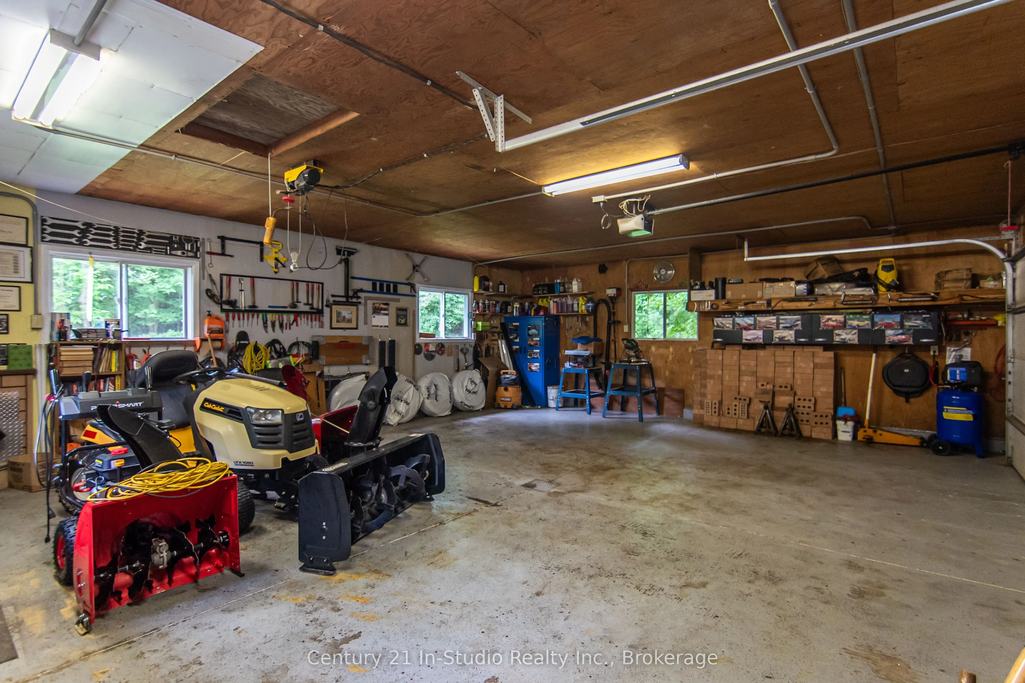 255263 1 Concession