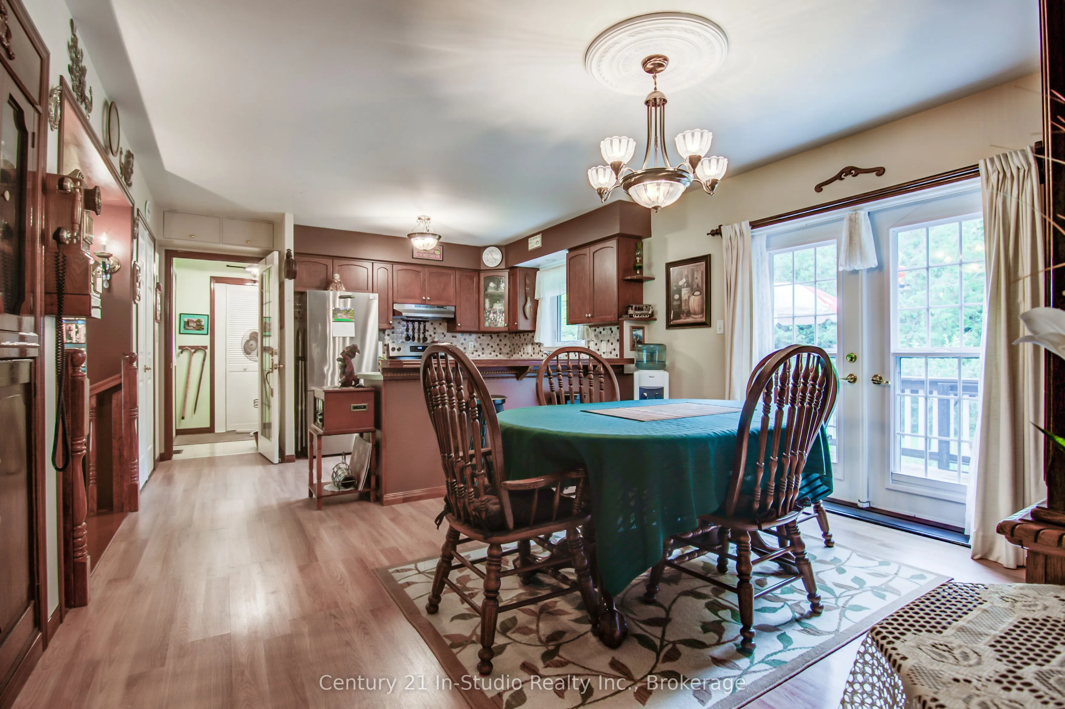 255263 1 Concession