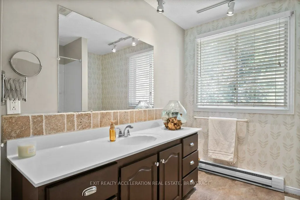 35 Riverview Drive